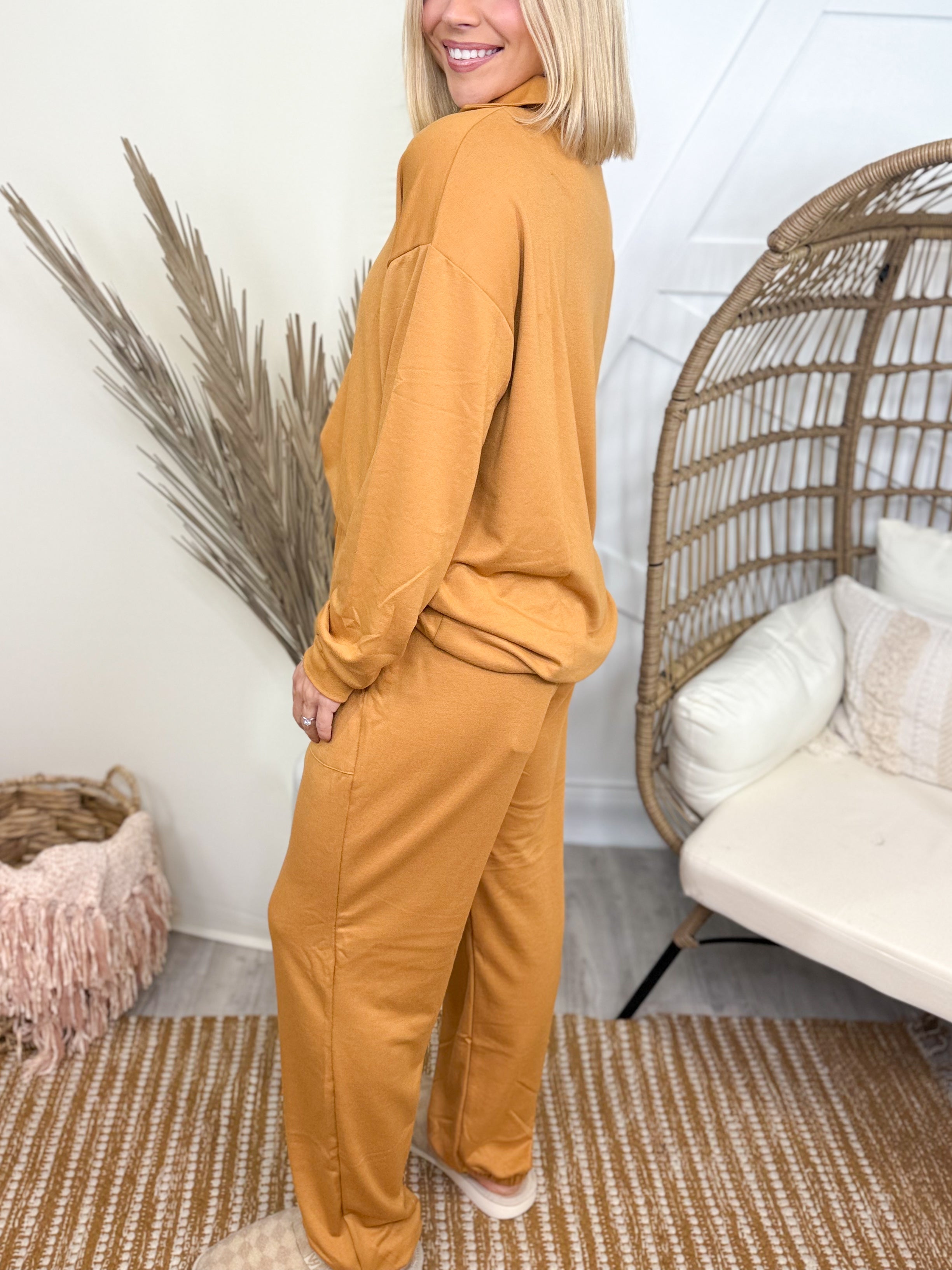 Weekend Traveler Set - Marigold-240 ACTIVEWEAR/SETS-DEAR SCARLETT-Heathered Boho Boutique, Women's Fashion and Accessories in Palmetto, FL