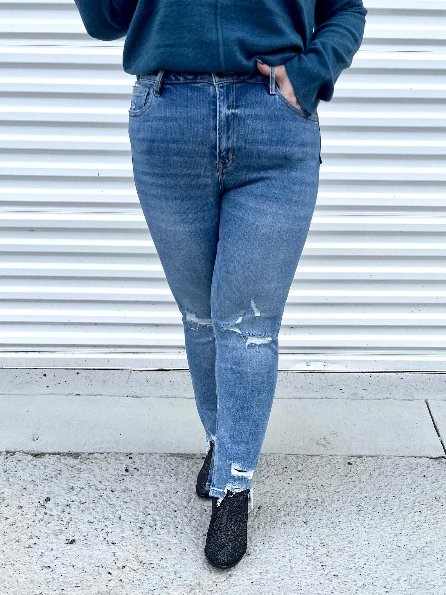 Under the Table Straight Leg Jeans-190 Jeans-Mica Denim-Heathered Boho Boutique, Women's Fashion and Accessories in Palmetto, FL