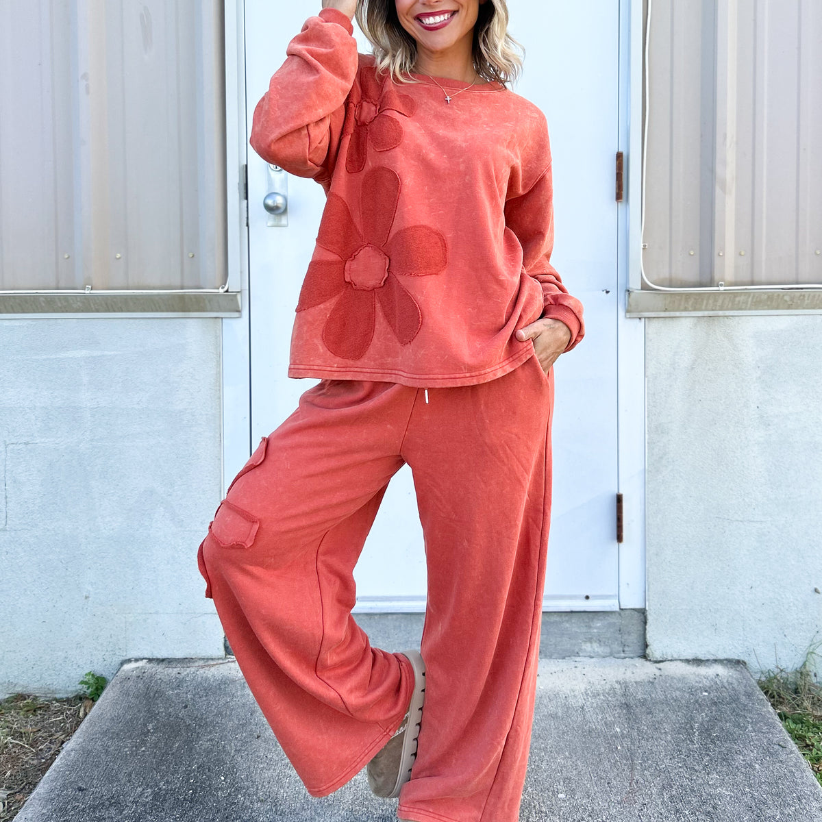 Flower Power Mineral Wash Pullover