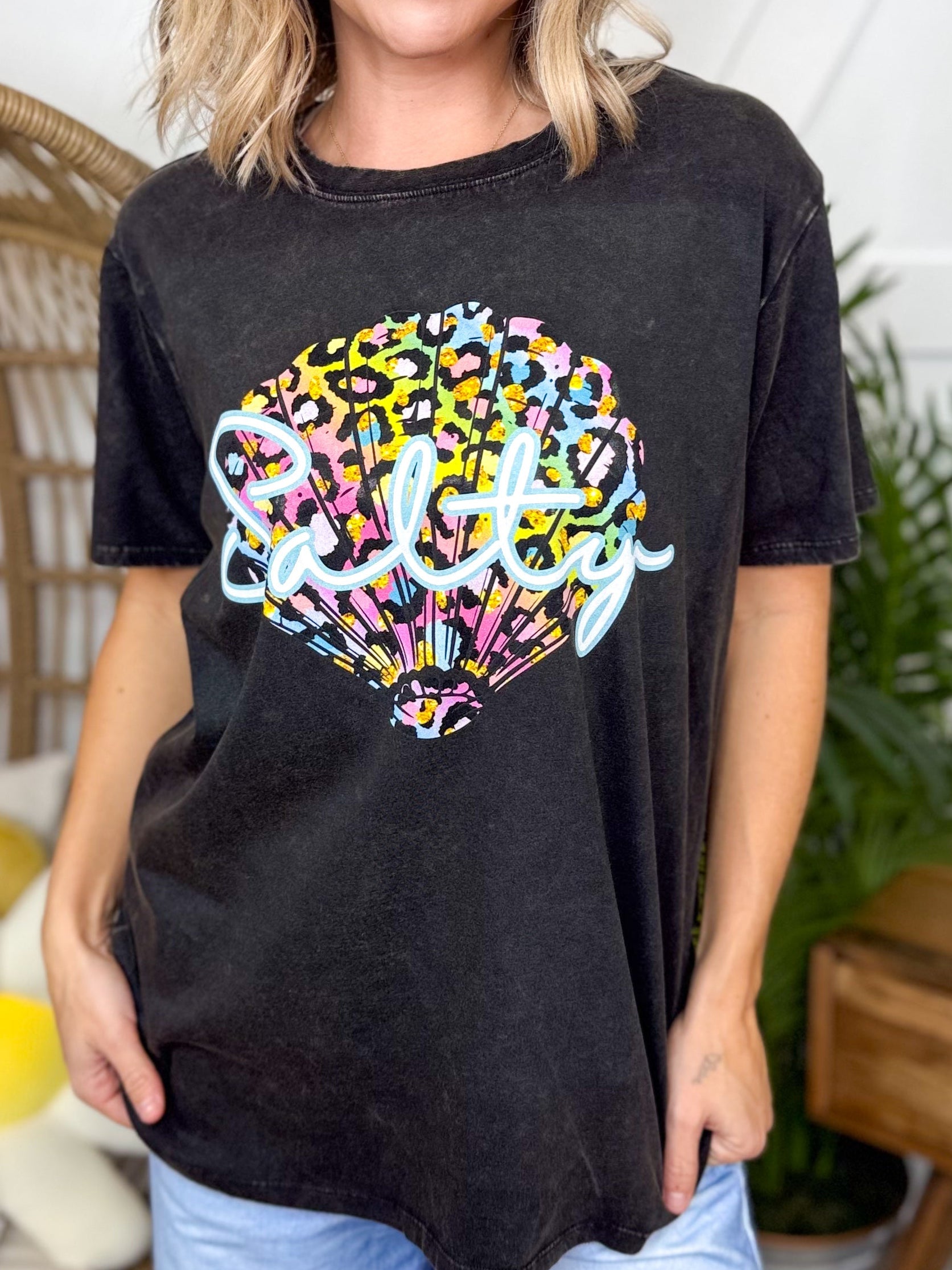 Salty Seashell Graphic Tee-130 Graphic Tees-Zenana-Heathered Boho Boutique, Women's Fashion and Accessories in Palmetto, FL