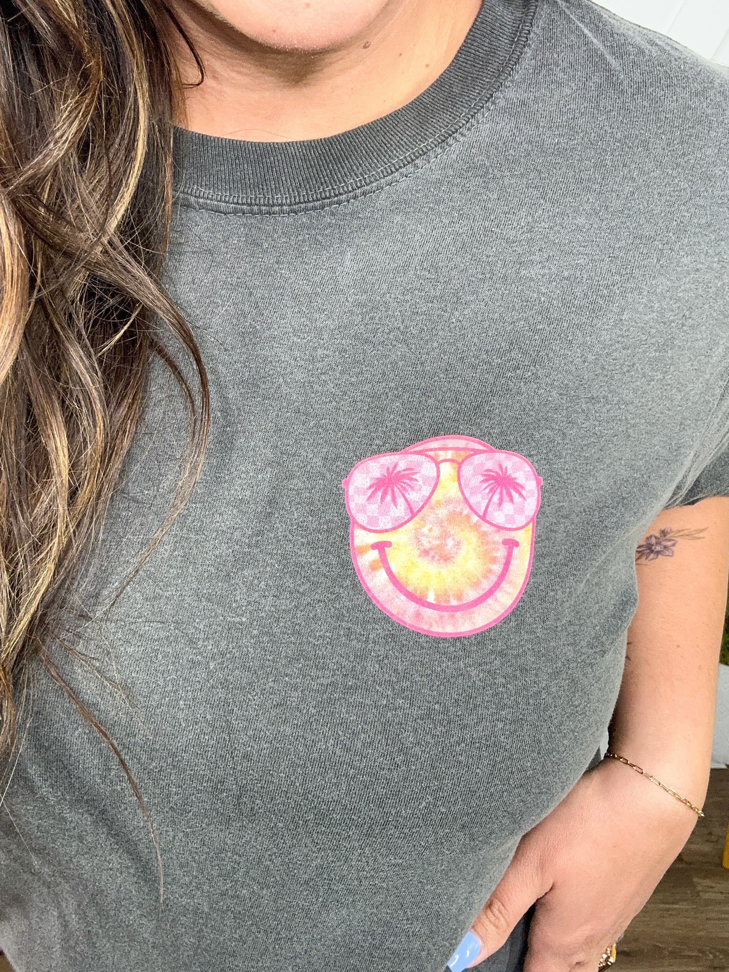 Beach Days Graphic Tee-130 Graphic Tees-Heathered Boho-Heathered Boho Boutique, Women's Fashion and Accessories in Palmetto, FL