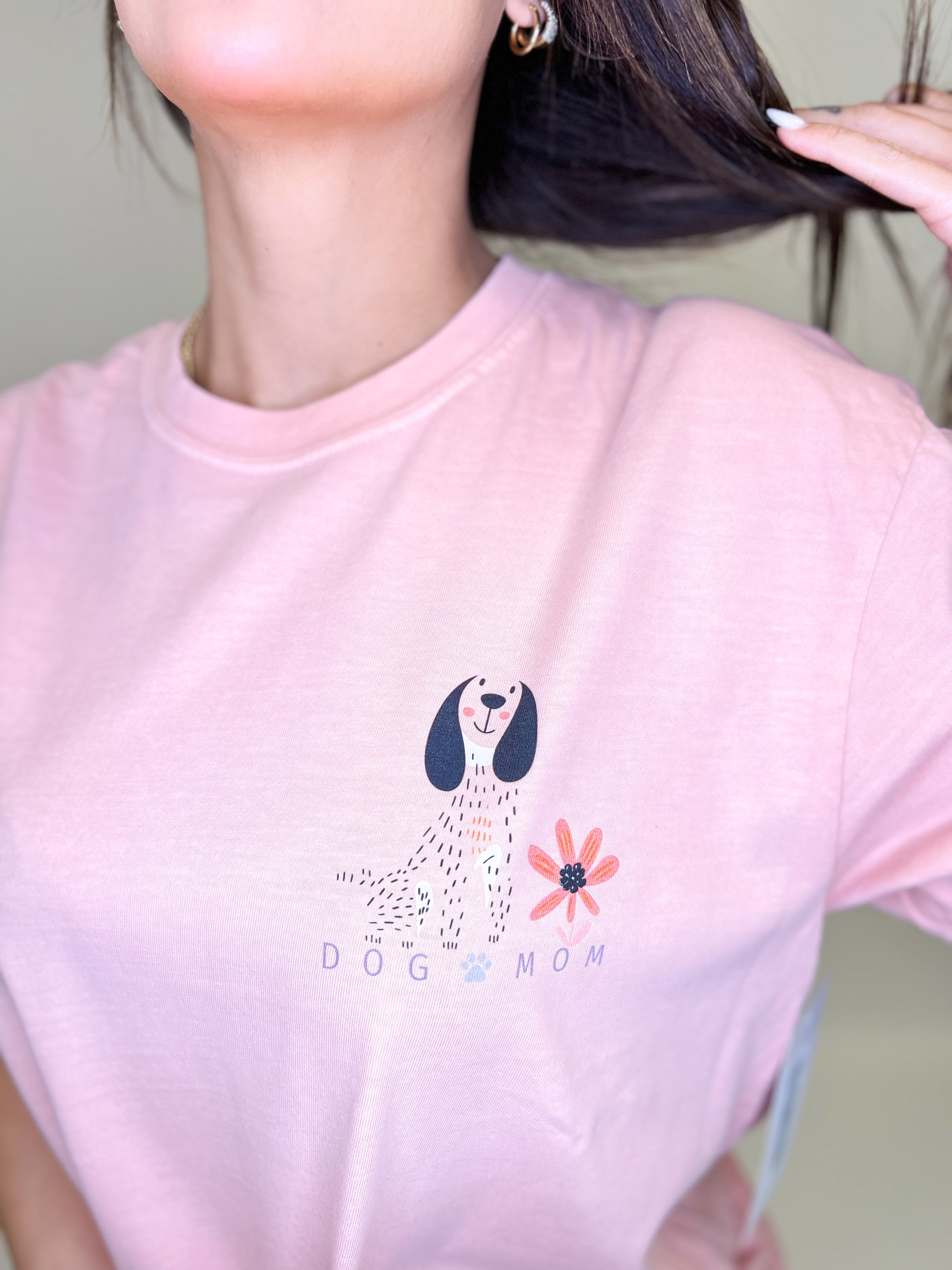 Social Dog Mom Graphic Tee-130 Graphic Tees-Heathered Boho-Heathered Boho Boutique, Women's Fashion and Accessories in Palmetto, FL