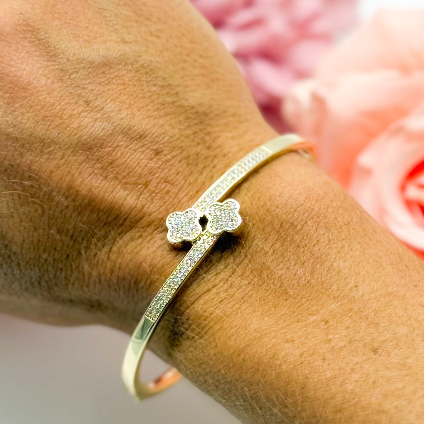 Tiny Shine Flower Bracelet-310 Jewelry-JOSEPH ANTHONY NY, INC.-Heathered Boho Boutique, Women's Fashion and Accessories in Palmetto, FL