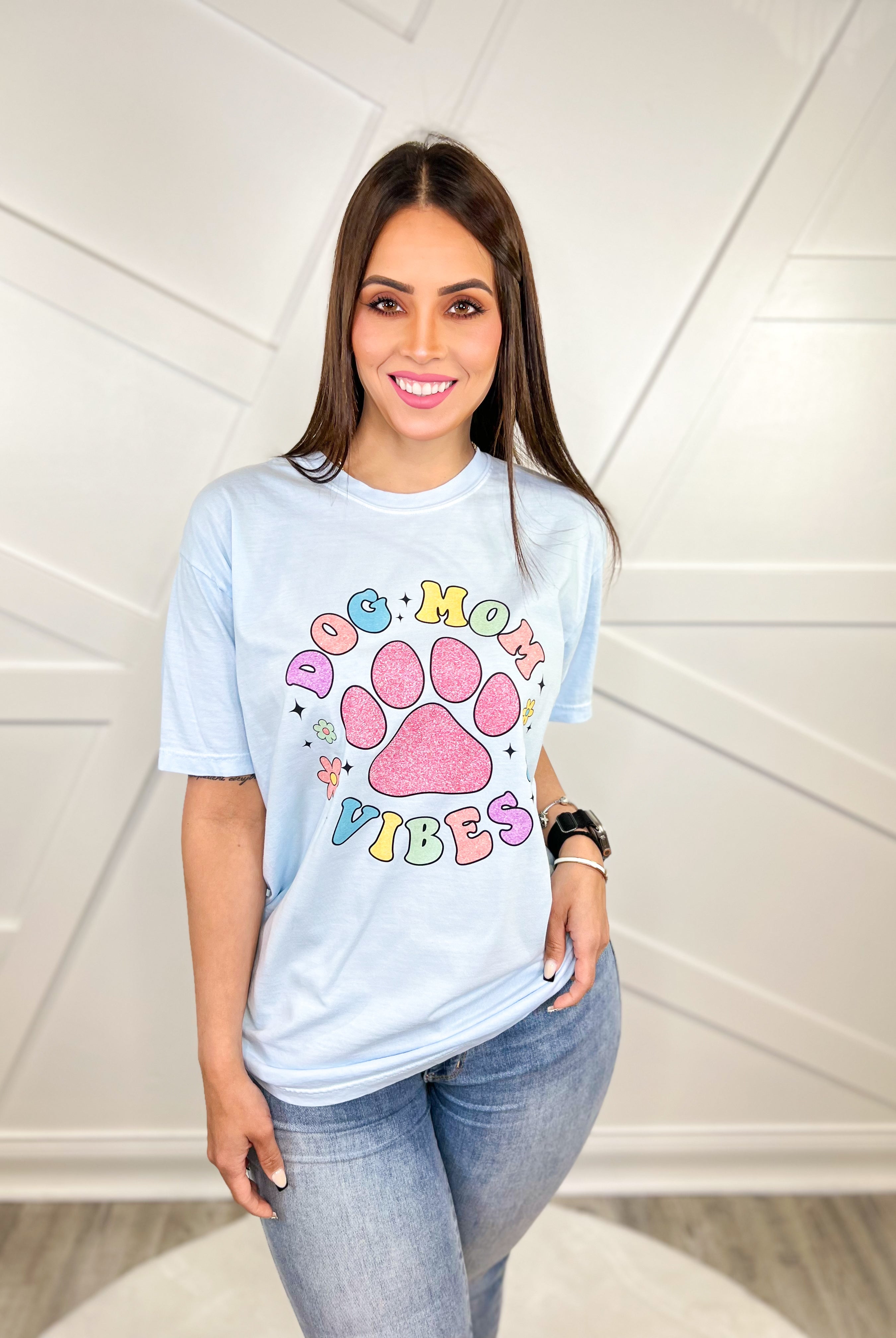 Dog Mom Vibes Graphic Tee-130 Graphic Tees-Heathered Boho-Heathered Boho Boutique, Women's Fashion and Accessories in Palmetto, FL
