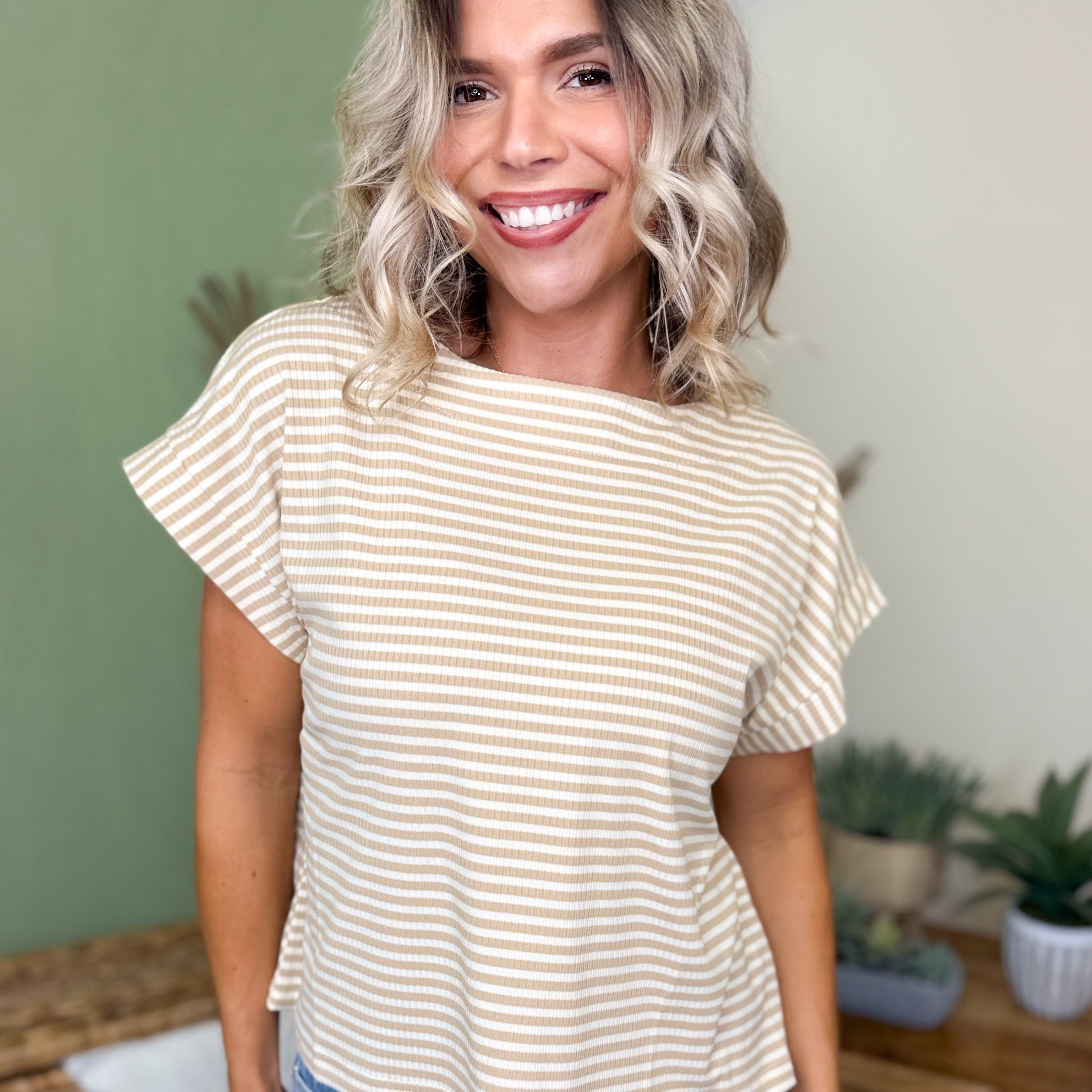 Layla Top-110 SHORT SLEEVE TOP-POLAGRAM-Heathered Boho Boutique, Women's Fashion and Accessories in Palmetto, FL