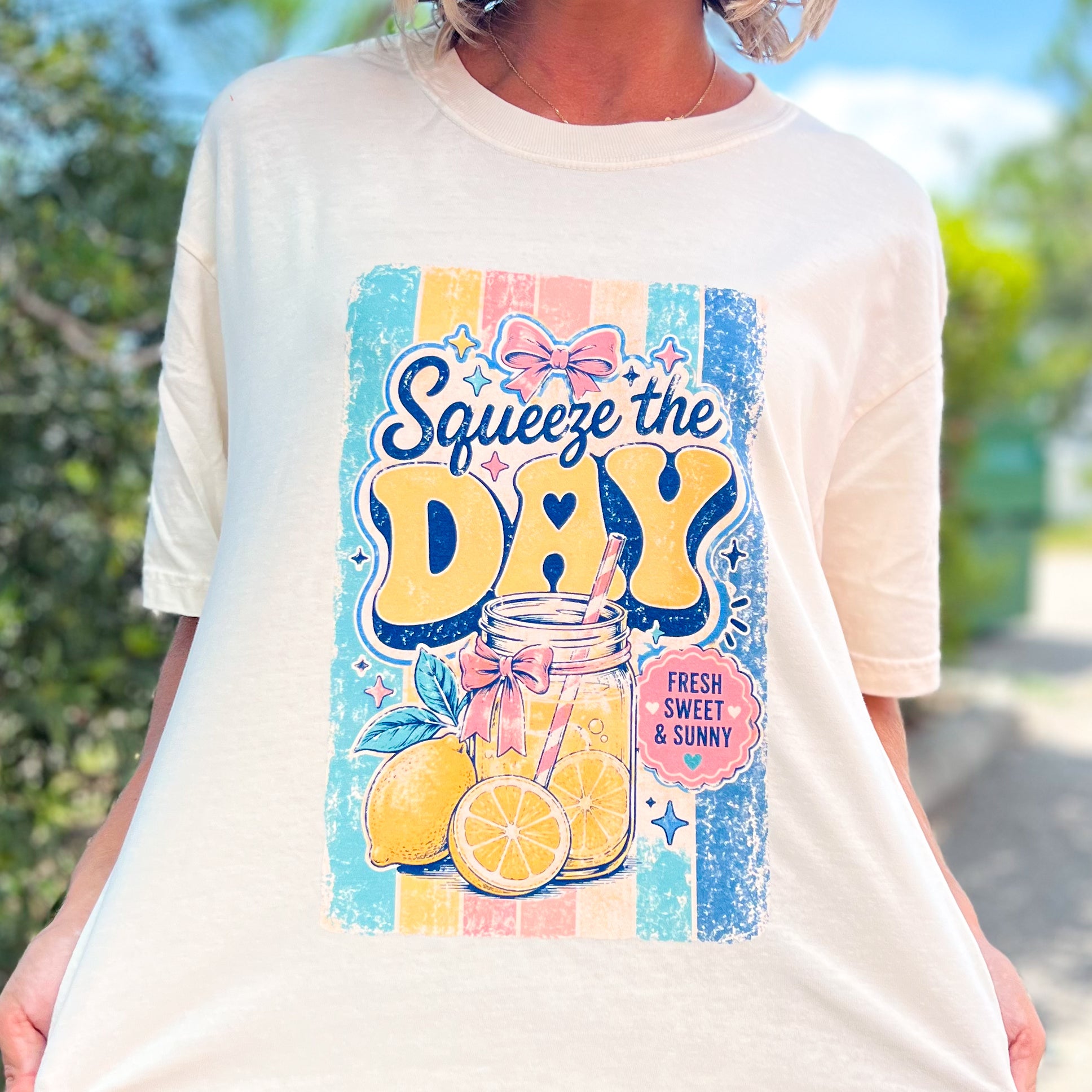 Squeeze The Day Graphic Tee-130 GRAPHIC TEE-Heathered Boho-Heathered Boho Boutique, Women's Fashion and Accessories in Palmetto, FL