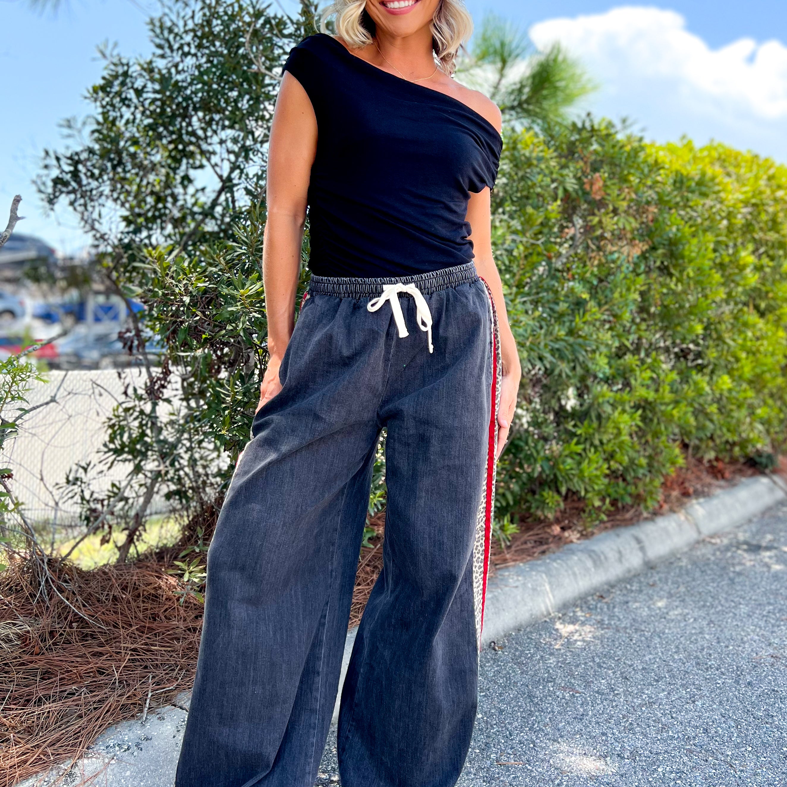 Wild Side Weekend Jeans-150 PANTS-JADE BY JANE-Heathered Boho Boutique, Women's Fashion and Accessories in Palmetto, FL
