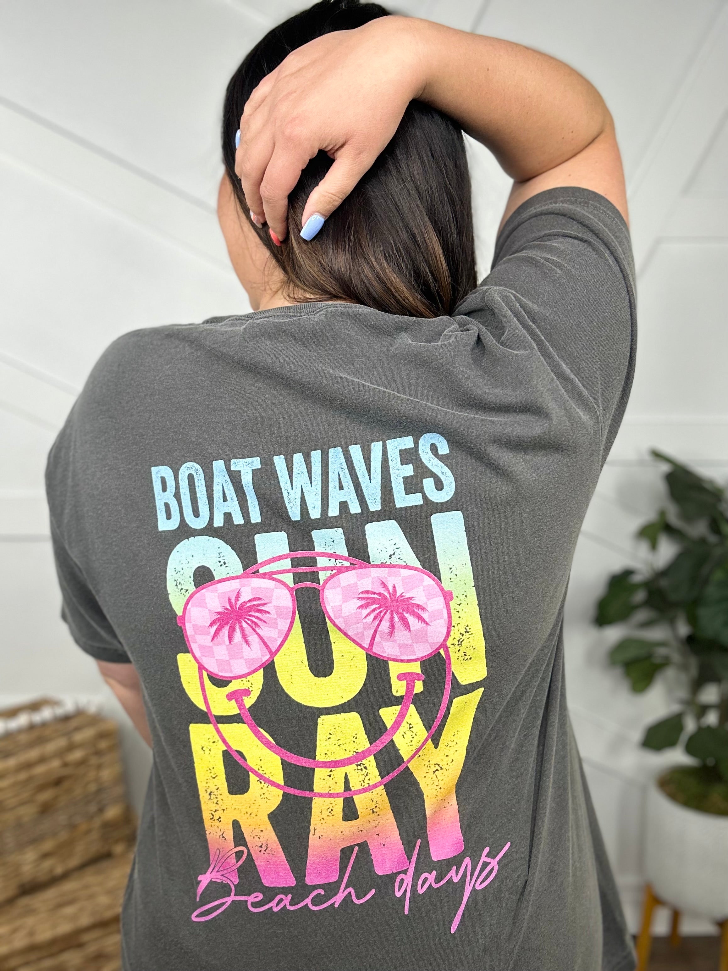 Beach Days Graphic Tee-130 Graphic Tees-Heathered Boho-Heathered Boho Boutique, Women's Fashion and Accessories in Palmetto, FL