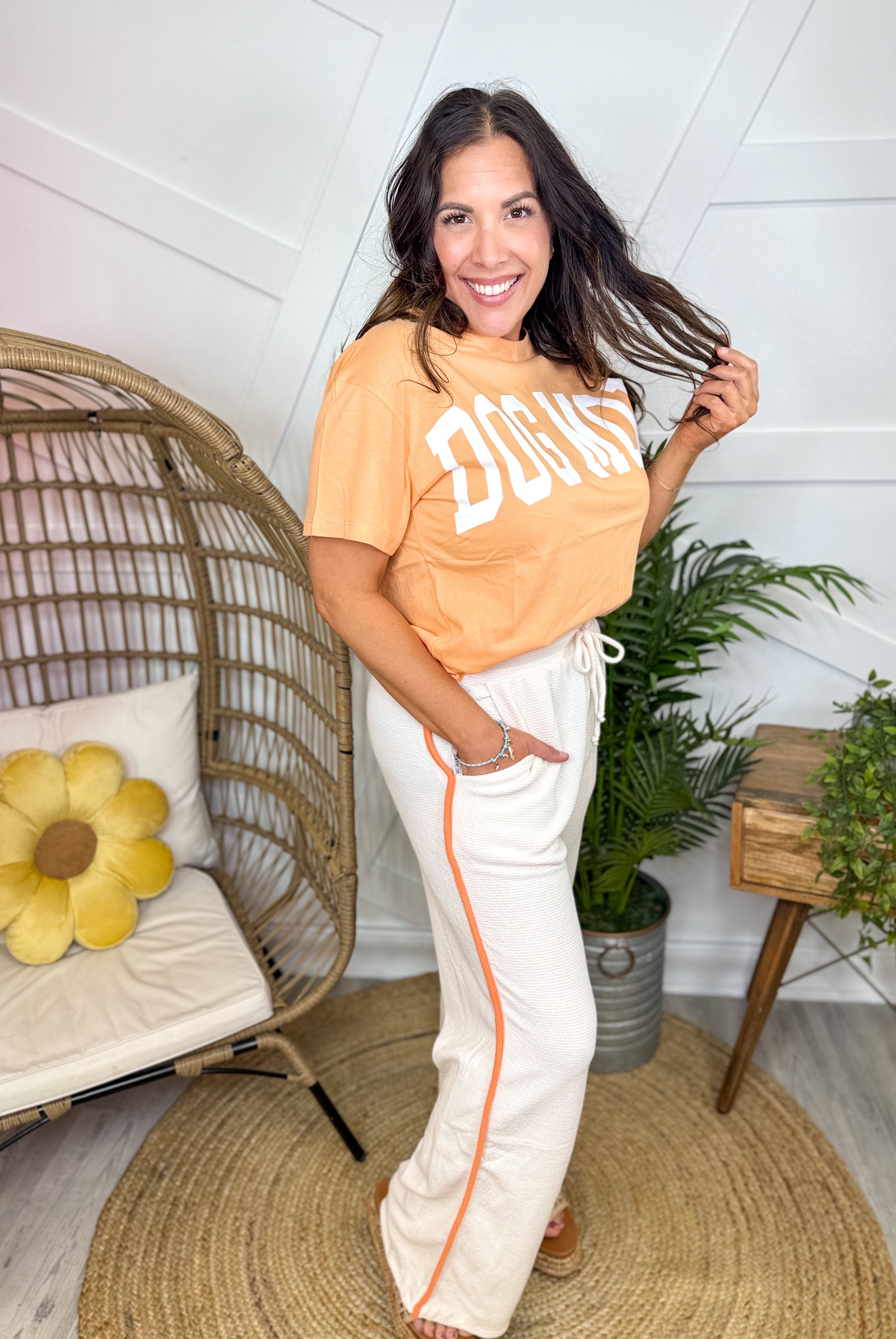 Dog Mom Graphic Tee-130 Graphic Tees-TRES BIEN-Heathered Boho Boutique, Women's Fashion and Accessories in Palmetto, FL