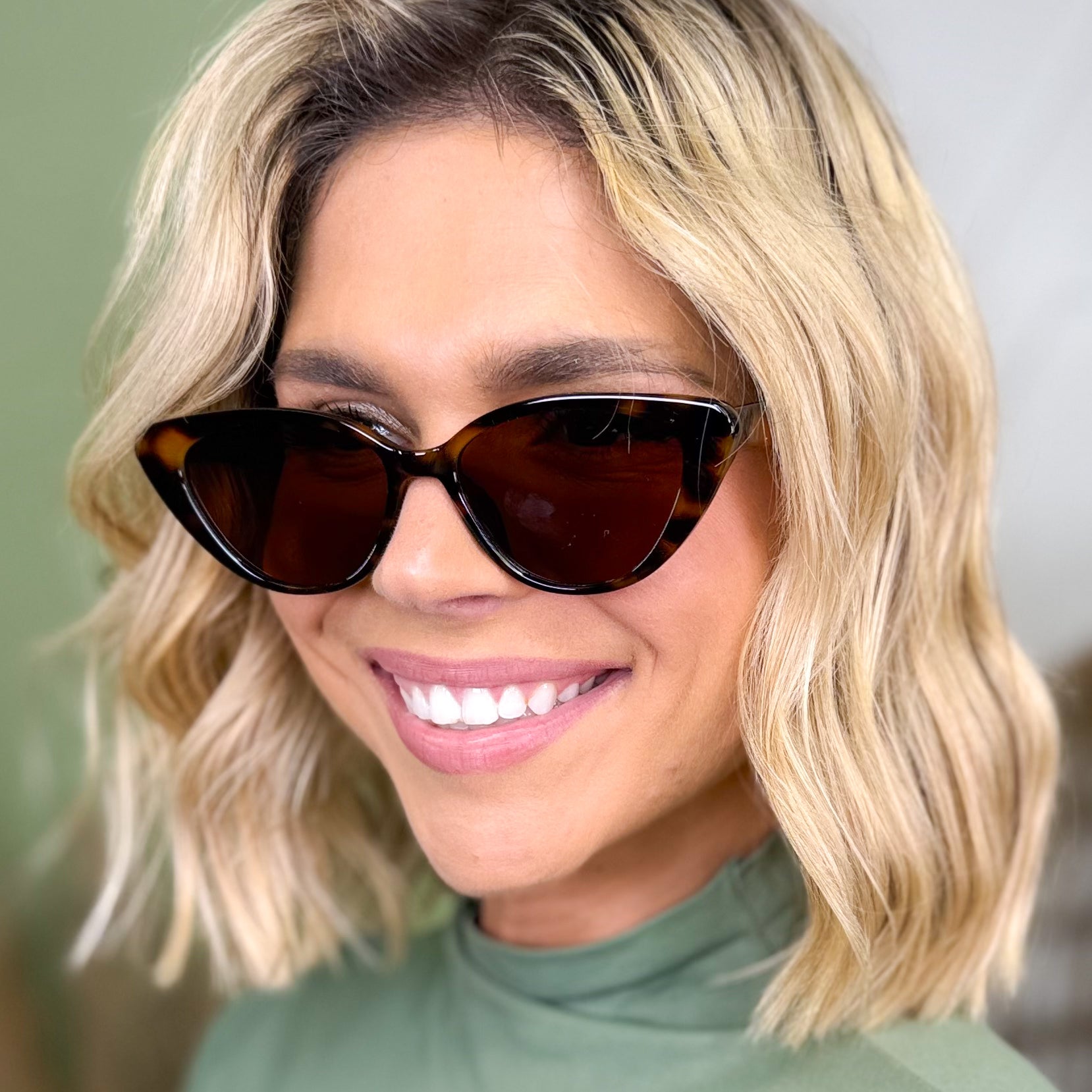 Diva Style Sunglasses-340 Other Accessories-Fame Accessories-Heathered Boho Boutique, Women's Fashion and Accessories in Palmetto, FL