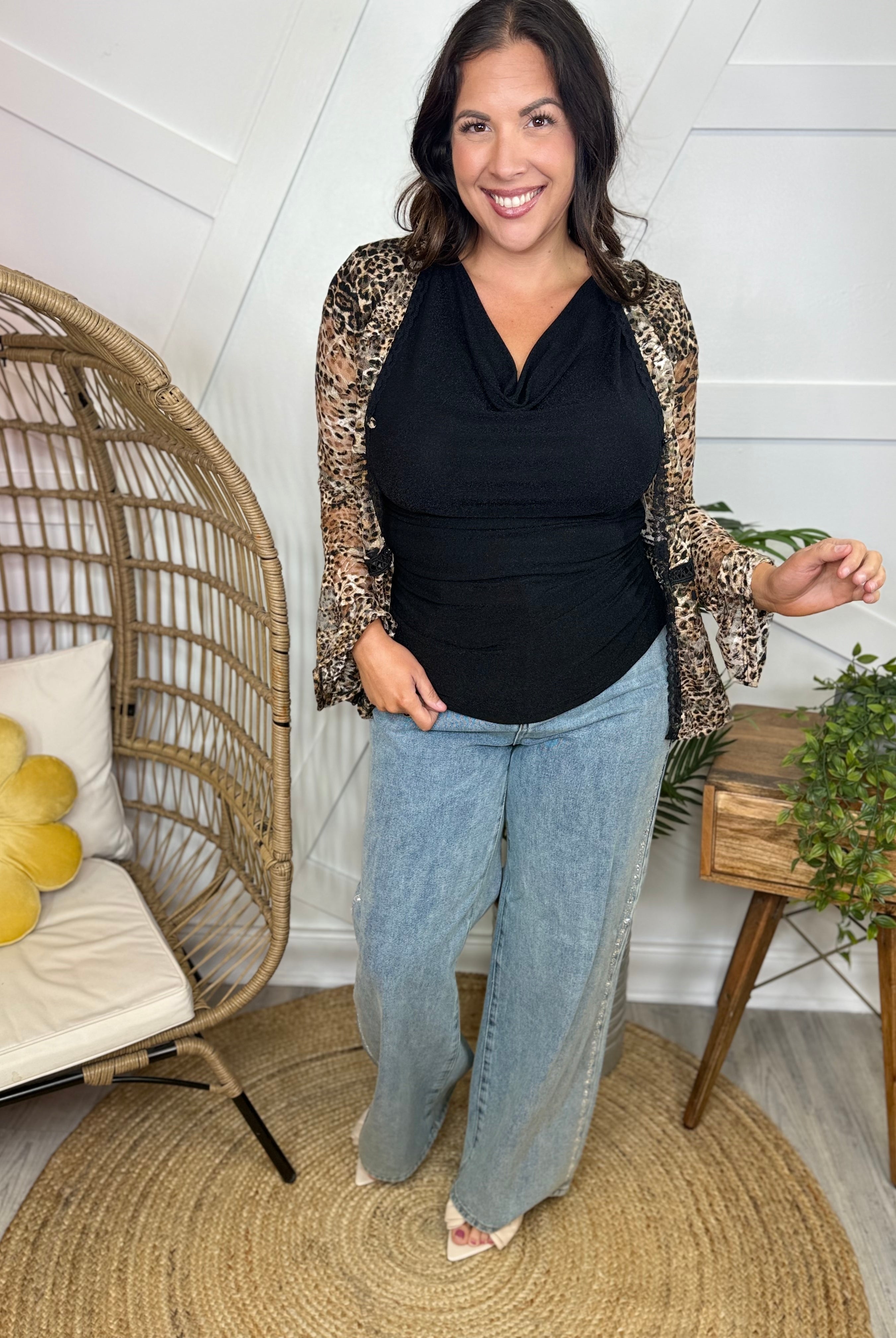 Restock: Got A Good Thing Top-110 SHORT SLEEVE TOP-White Birch-Heathered Boho Boutique, Women's Fashion and Accessories in Palmetto, FL