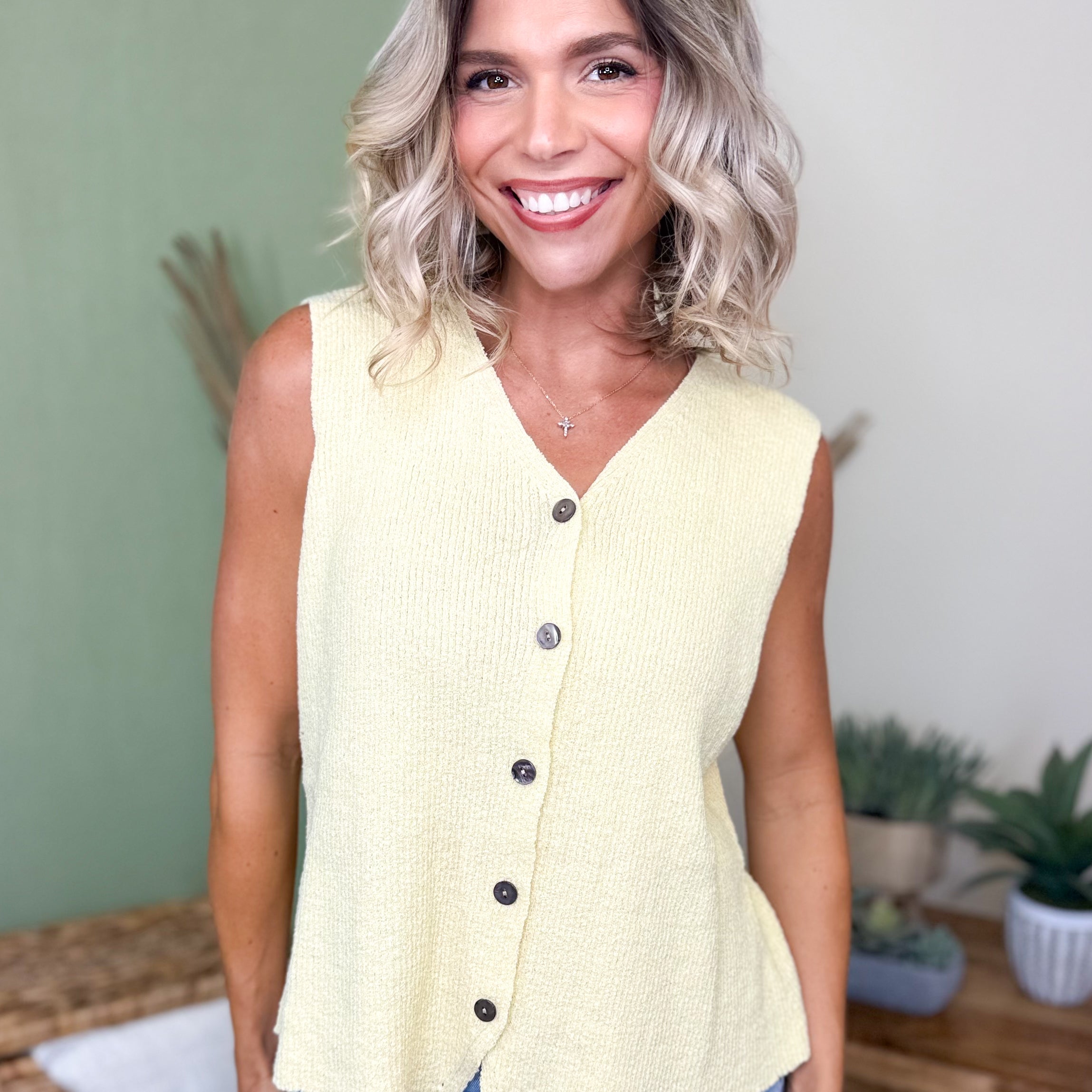 The Sweet Stitch Button-Up Vest Top-110 SHORT SLEEVE TOP-POLAGRAM-Heathered Boho Boutique, Women's Fashion and Accessories in Palmetto, FL