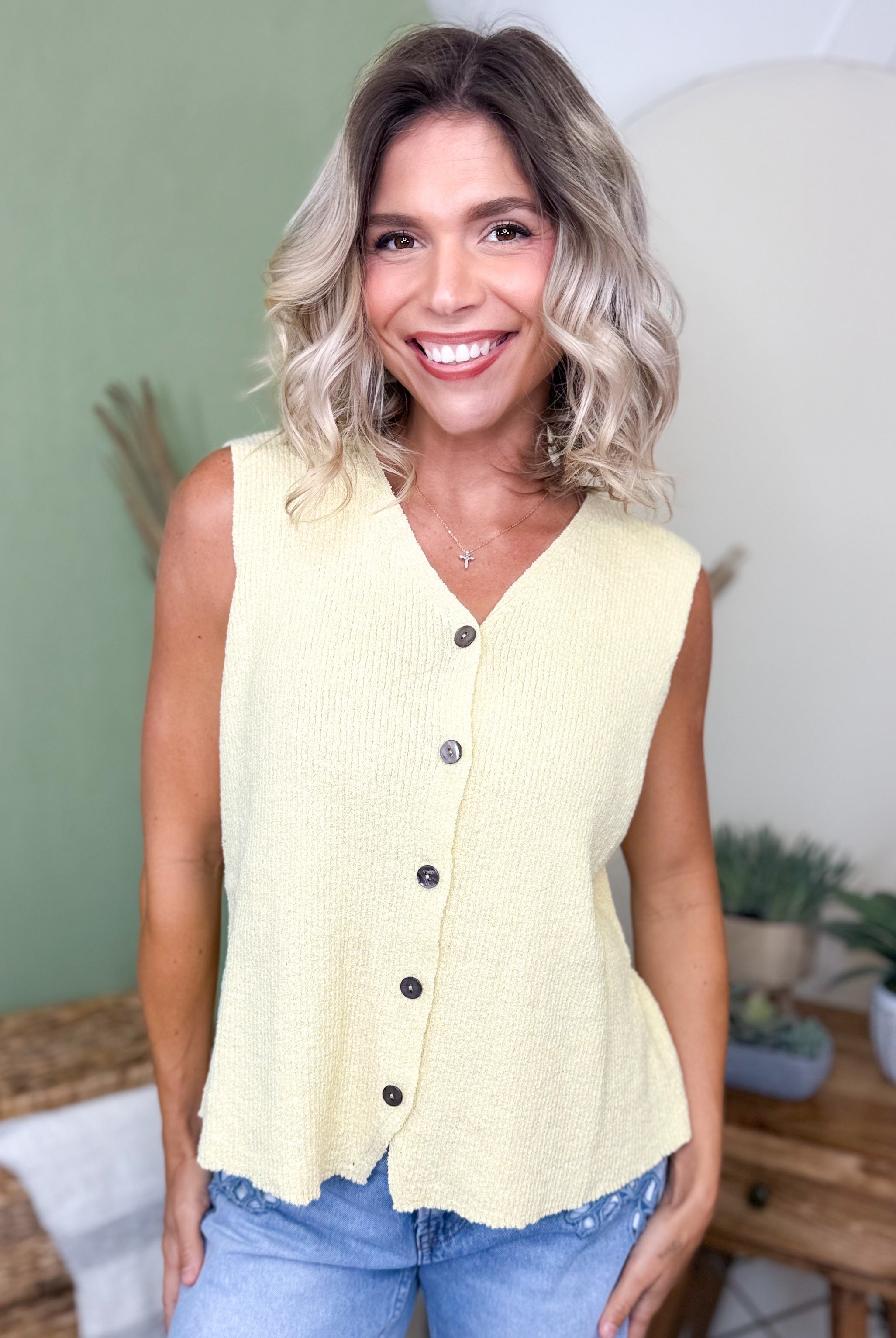The Sweet Stitch Button-Up Vest Top-110 SHORT SLEEVE TOP-POLAGRAM-Heathered Boho Boutique, Women's Fashion and Accessories in Palmetto, FL