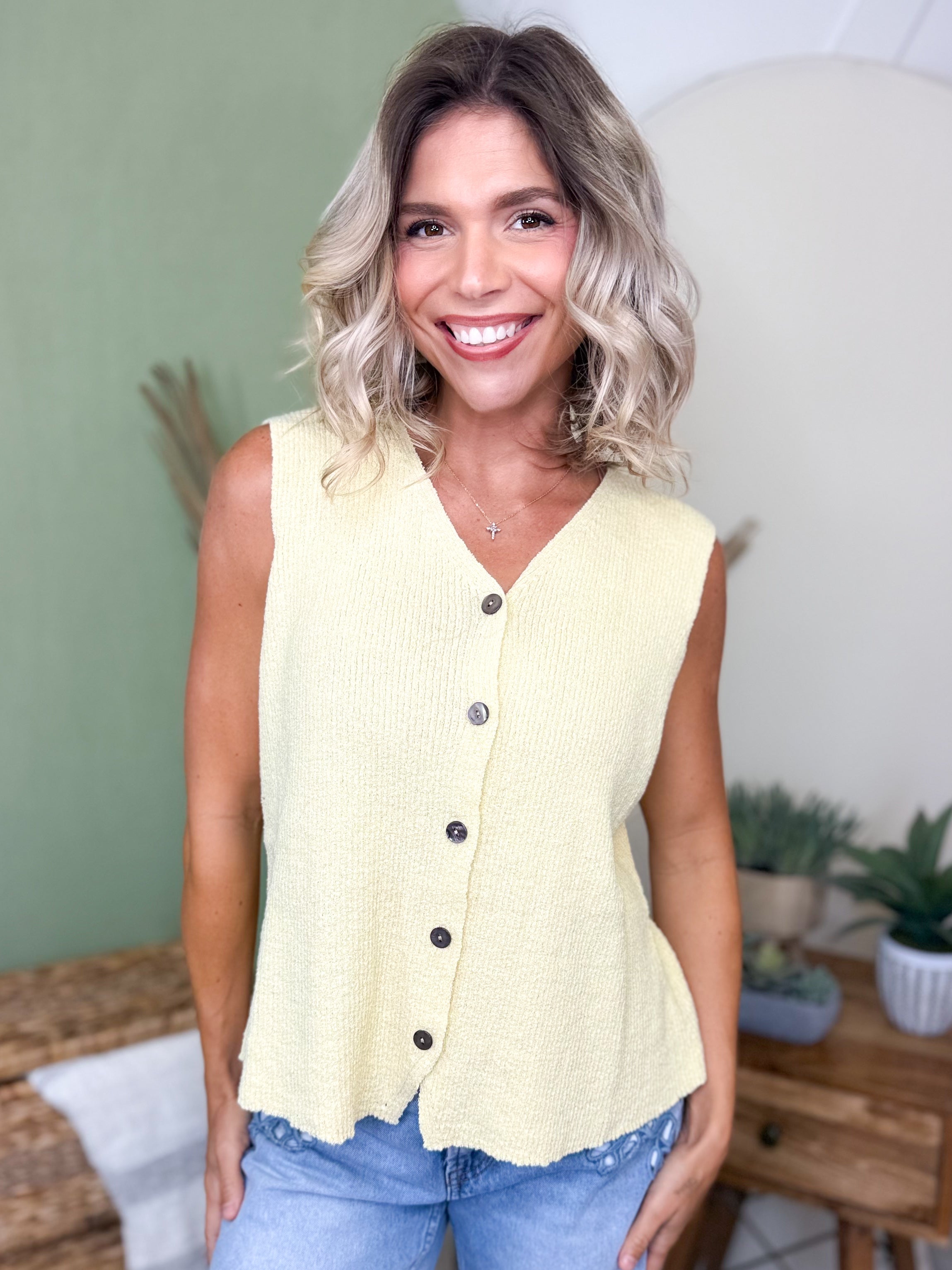 The Sweet Stitch Button-Up Vest Top-110 SHORT SLEEVE TOP-POLAGRAM-Heathered Boho Boutique, Women's Fashion and Accessories in Palmetto, FL