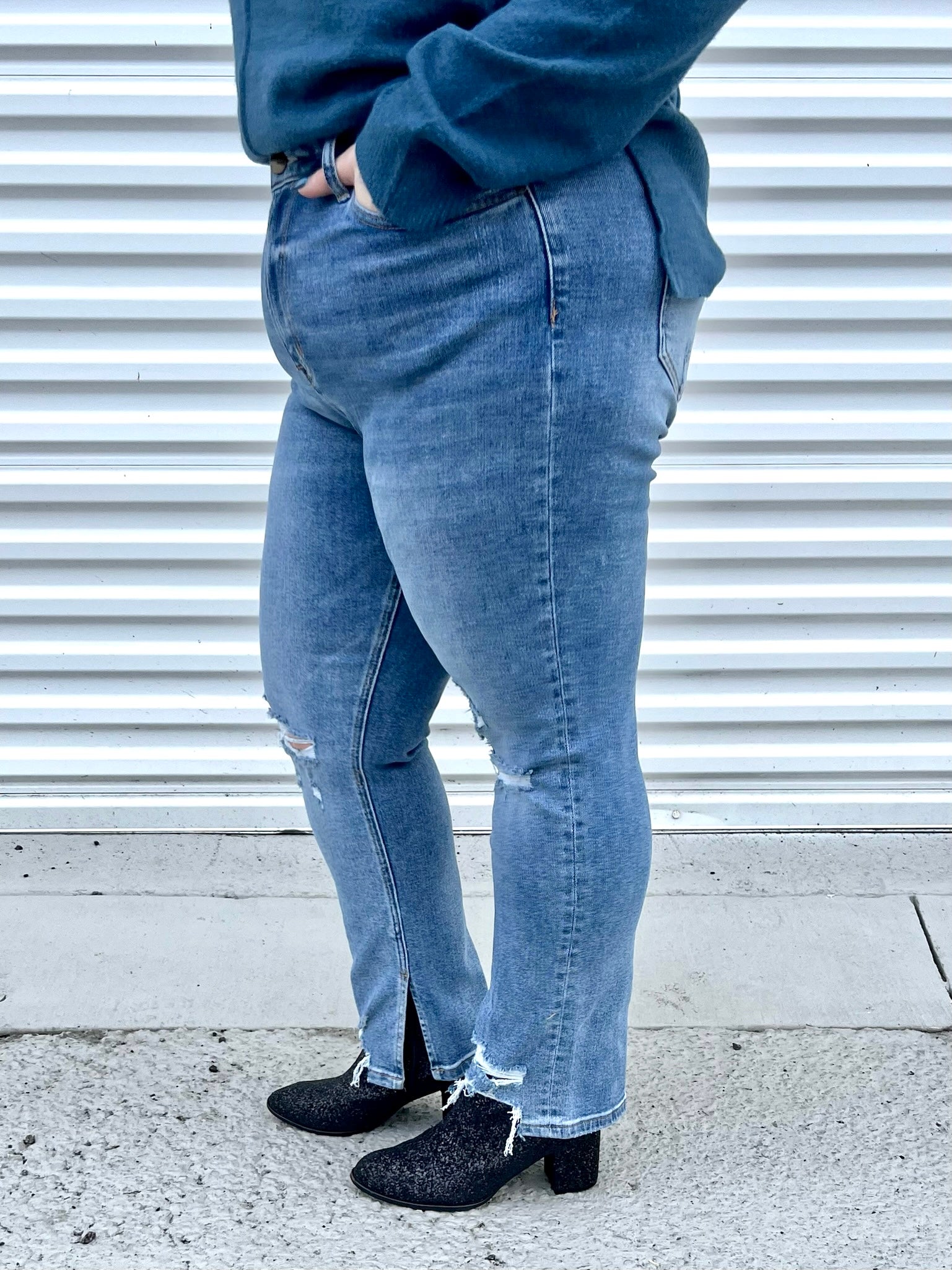 Under the Table Straight Leg Jeans-190 Jeans-Mica Denim-Heathered Boho Boutique, Women's Fashion and Accessories in Palmetto, FL