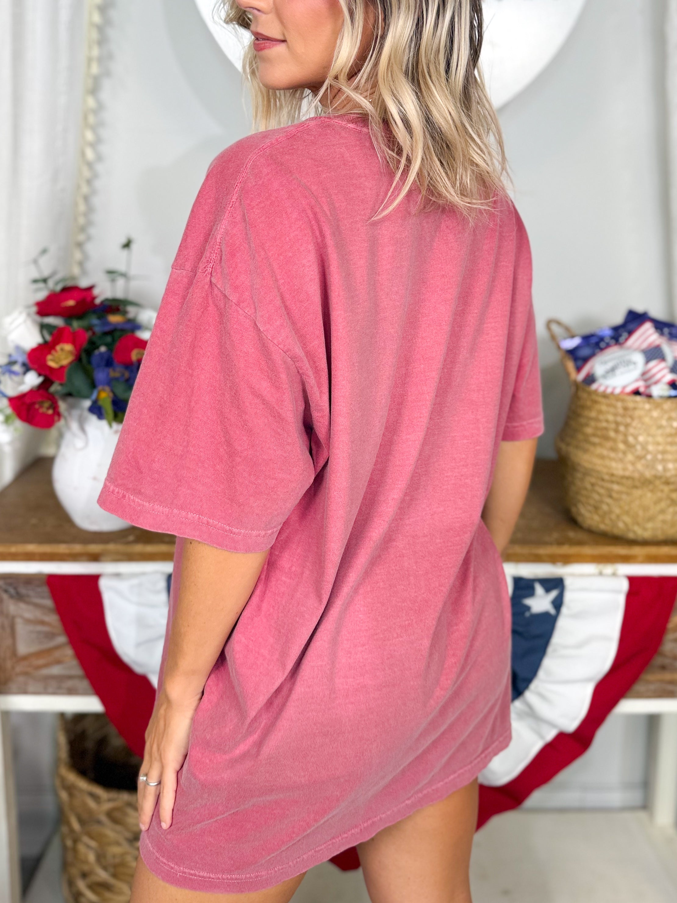 Highland Cow Graphic Tee-130 Graphic Tees-Heathered Boho-Heathered Boho Boutique, Women's Fashion and Accessories in Palmetto, FL