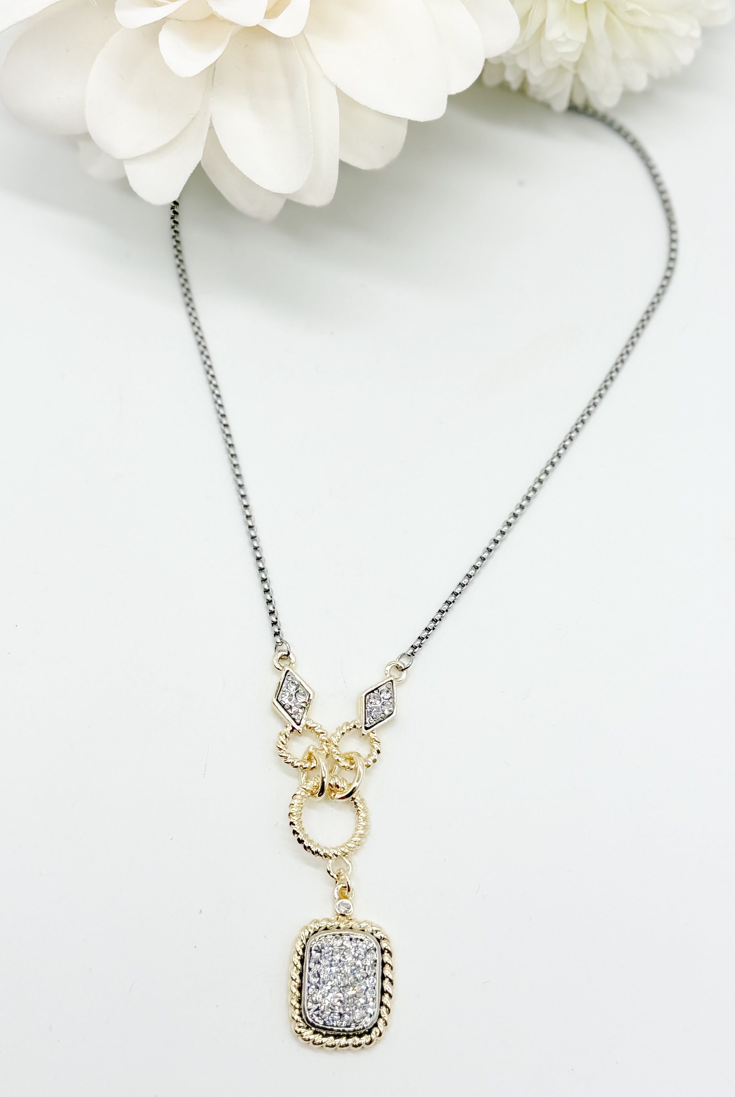 Elizabeth's Necklace-310 Jewelry-Millenx Accessories, LLC.-Heathered Boho Boutique, Women's Fashion and Accessories in Palmetto, FL