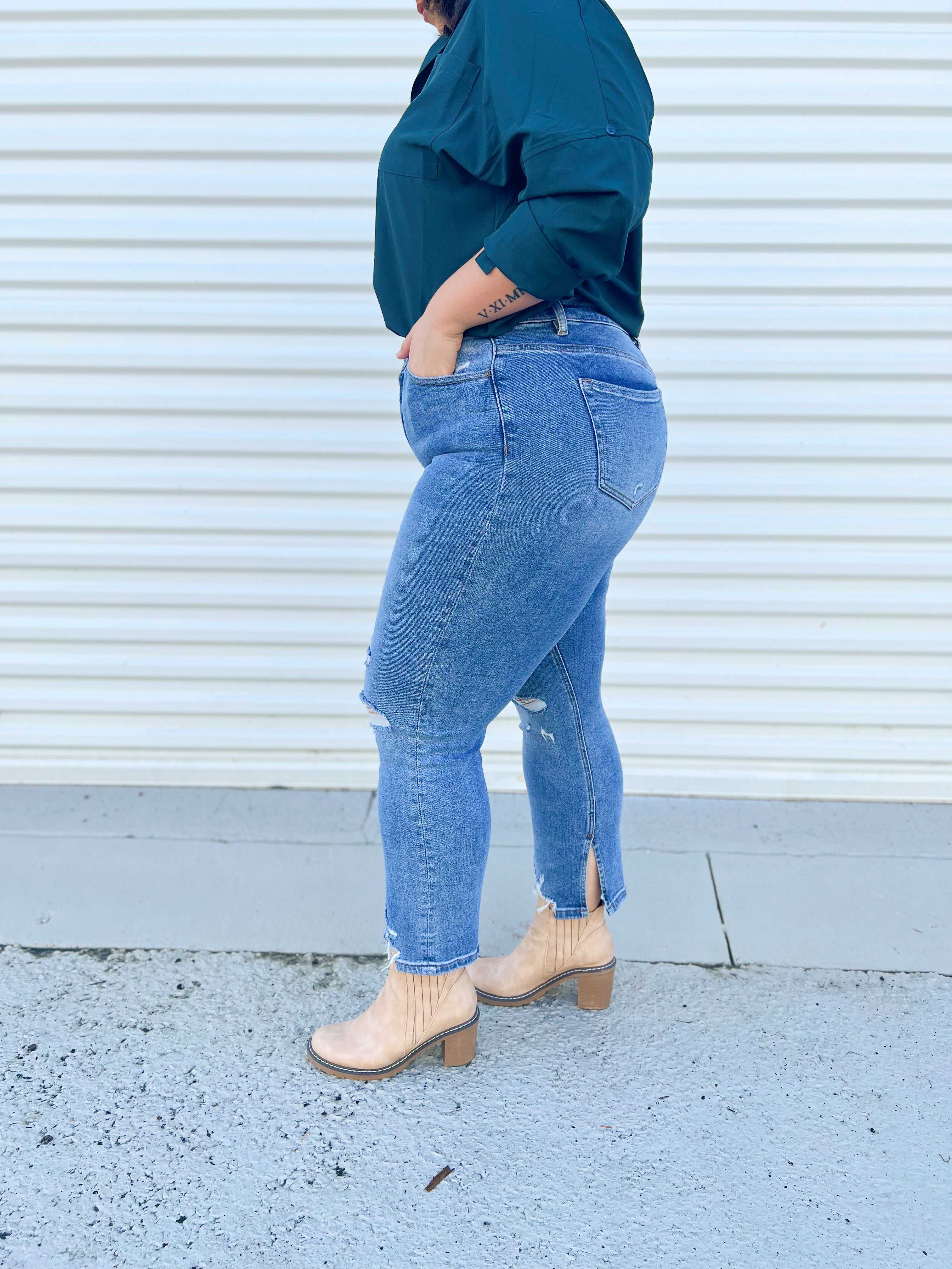 Under the Table Straight Leg Jeans-190 Jeans-Mica Denim-Heathered Boho Boutique, Women's Fashion and Accessories in Palmetto, FL