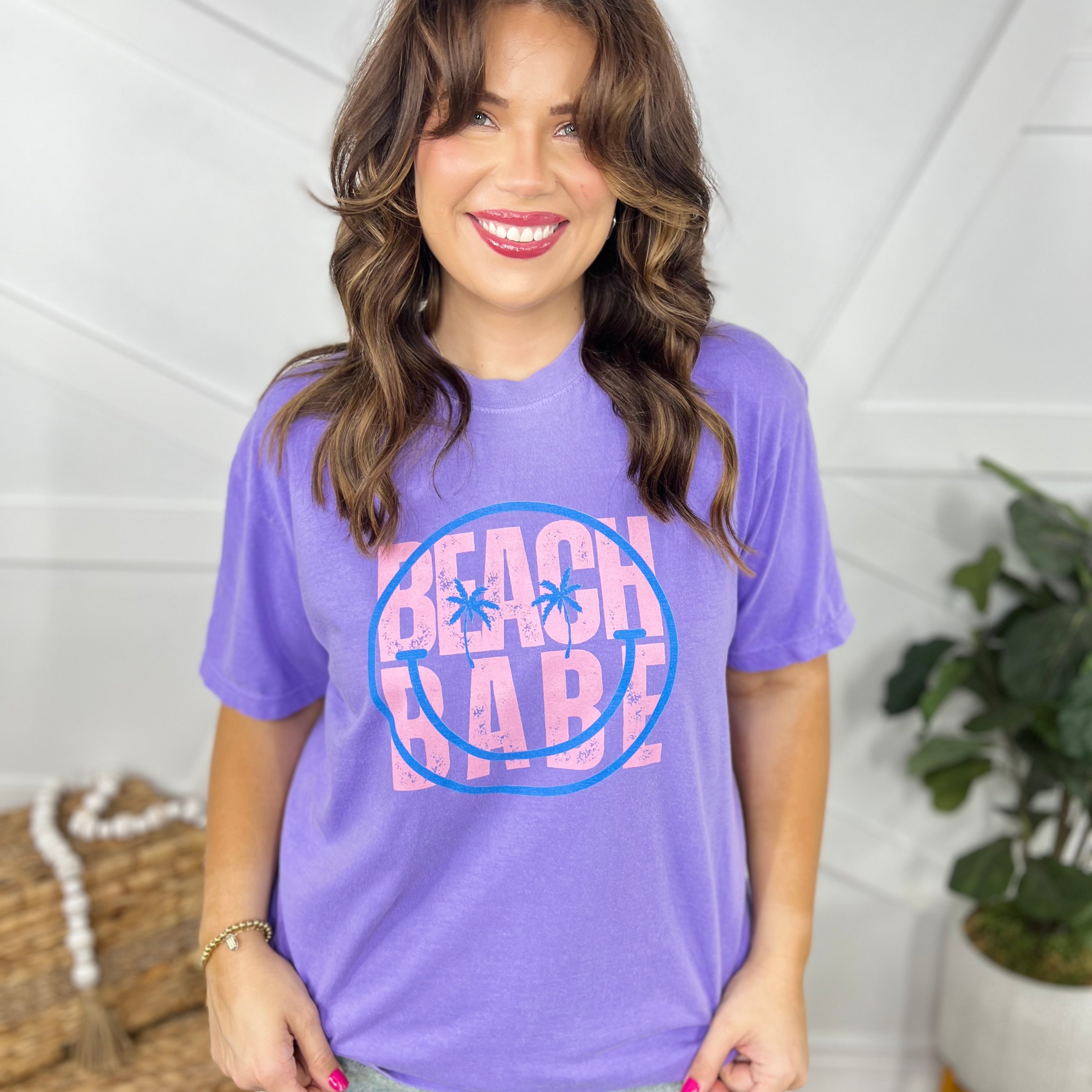 Beach Babes Graphic Tee-130 Graphic Tees-Heathered Boho-Heathered Boho Boutique, Women's Fashion and Accessories in Palmetto, FL