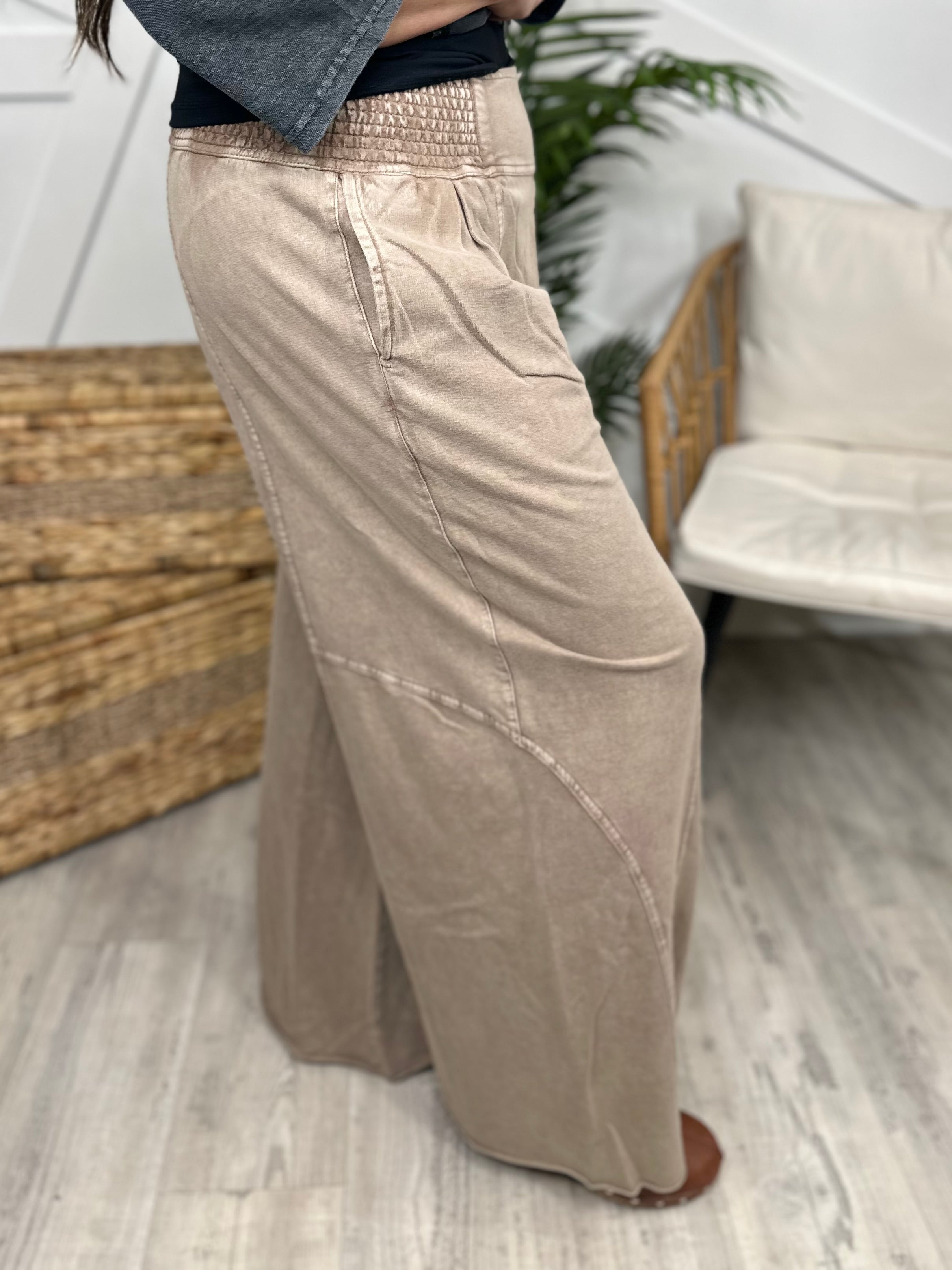 Restock: Headed Out Pants-150 PANTS-Easel-Heathered Boho Boutique, Women's Fashion and Accessories in Palmetto, FL