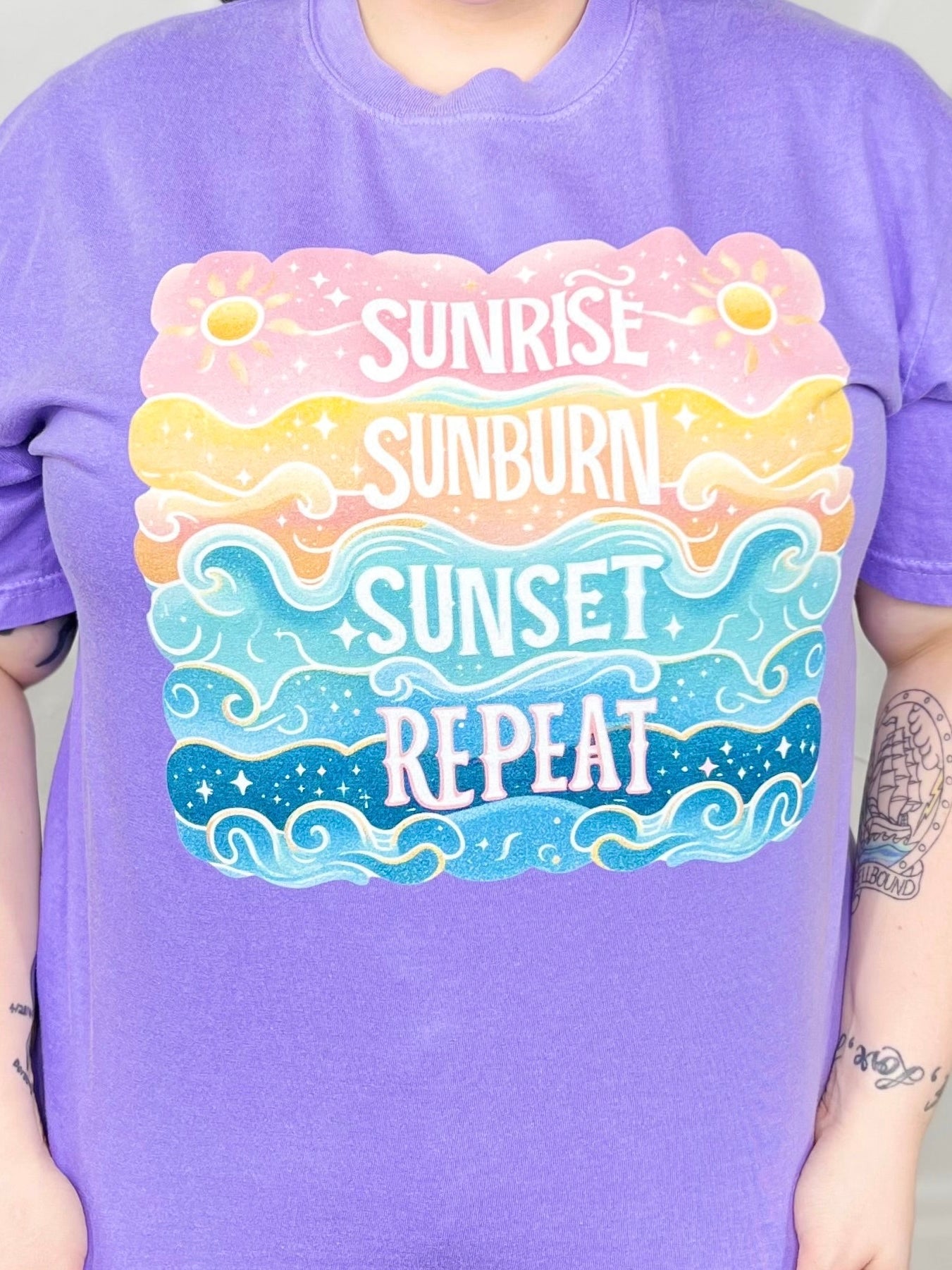 Sunrise Sunburn Sunset Repeat Graphic Tee-130 Graphic Tees-Heathered Boho-Heathered Boho Boutique, Women's Fashion and Accessories in Palmetto, FL