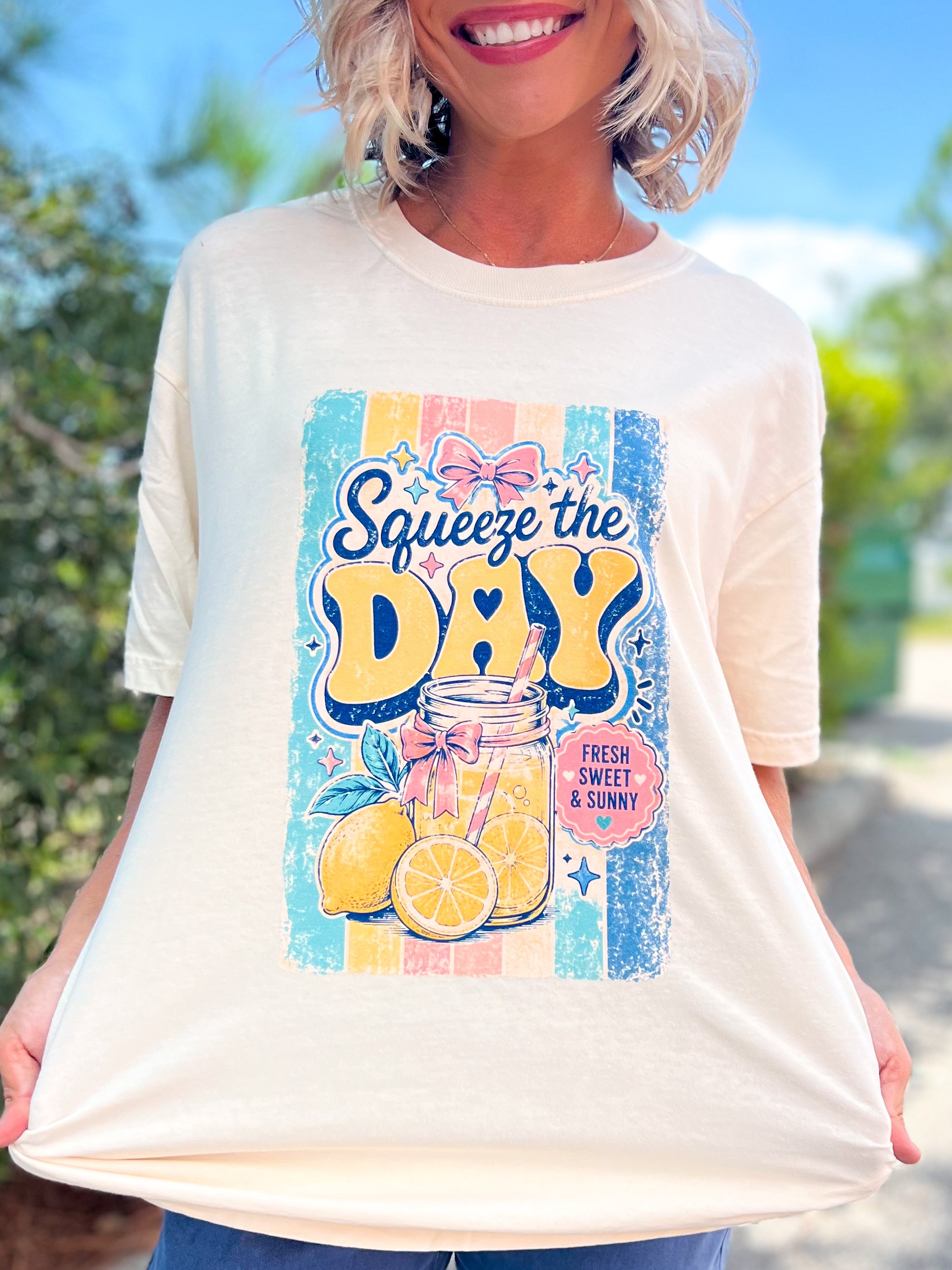 Squeeze The Day Graphic Tee-130 GRAPHIC TEE-Heathered Boho-Heathered Boho Boutique, Women's Fashion and Accessories in Palmetto, FL