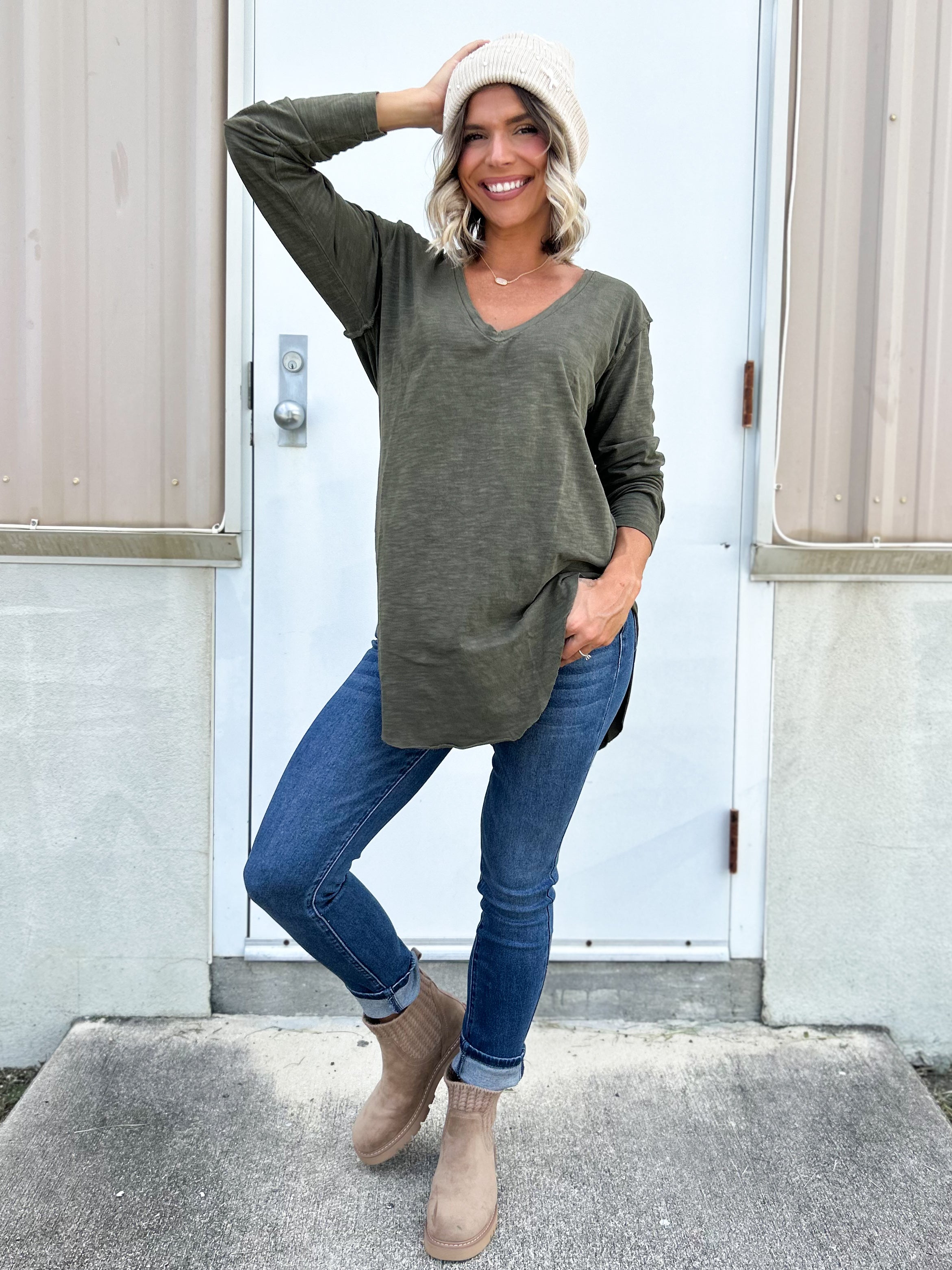 The Free Spirit Side Slit Tee-120 Long Sleeve Tops-Pebby Forevee-Heathered Boho Boutique, Women's Fashion and Accessories in Palmetto, FL