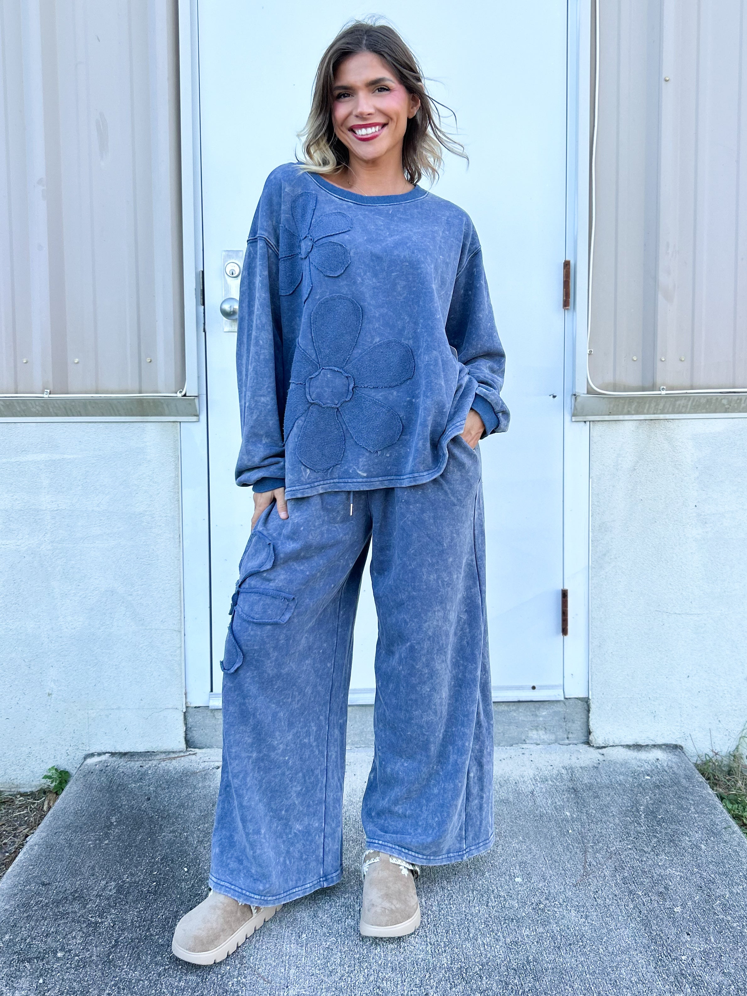 Flower Power Mineral Wash Pullover