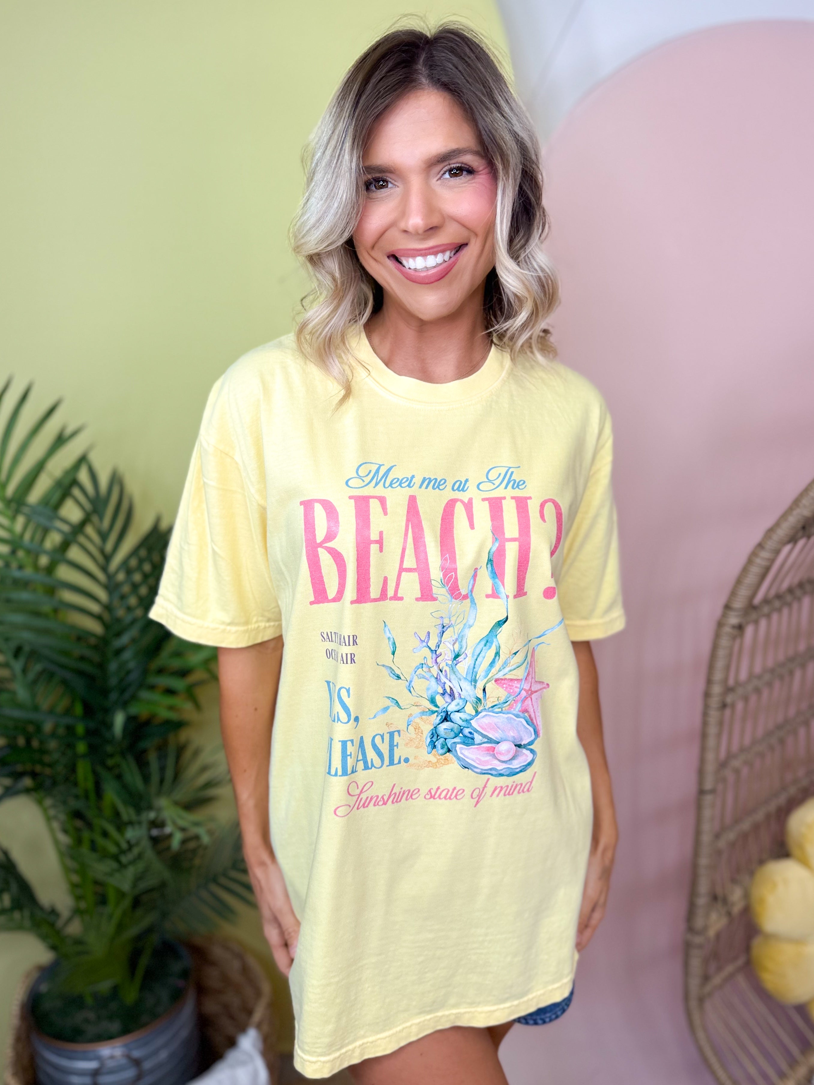 Beach Vacay Graphic Tee-130 Graphic Tees-Heathered Boho-Heathered Boho Boutique, Women's Fashion and Accessories in Palmetto, FL