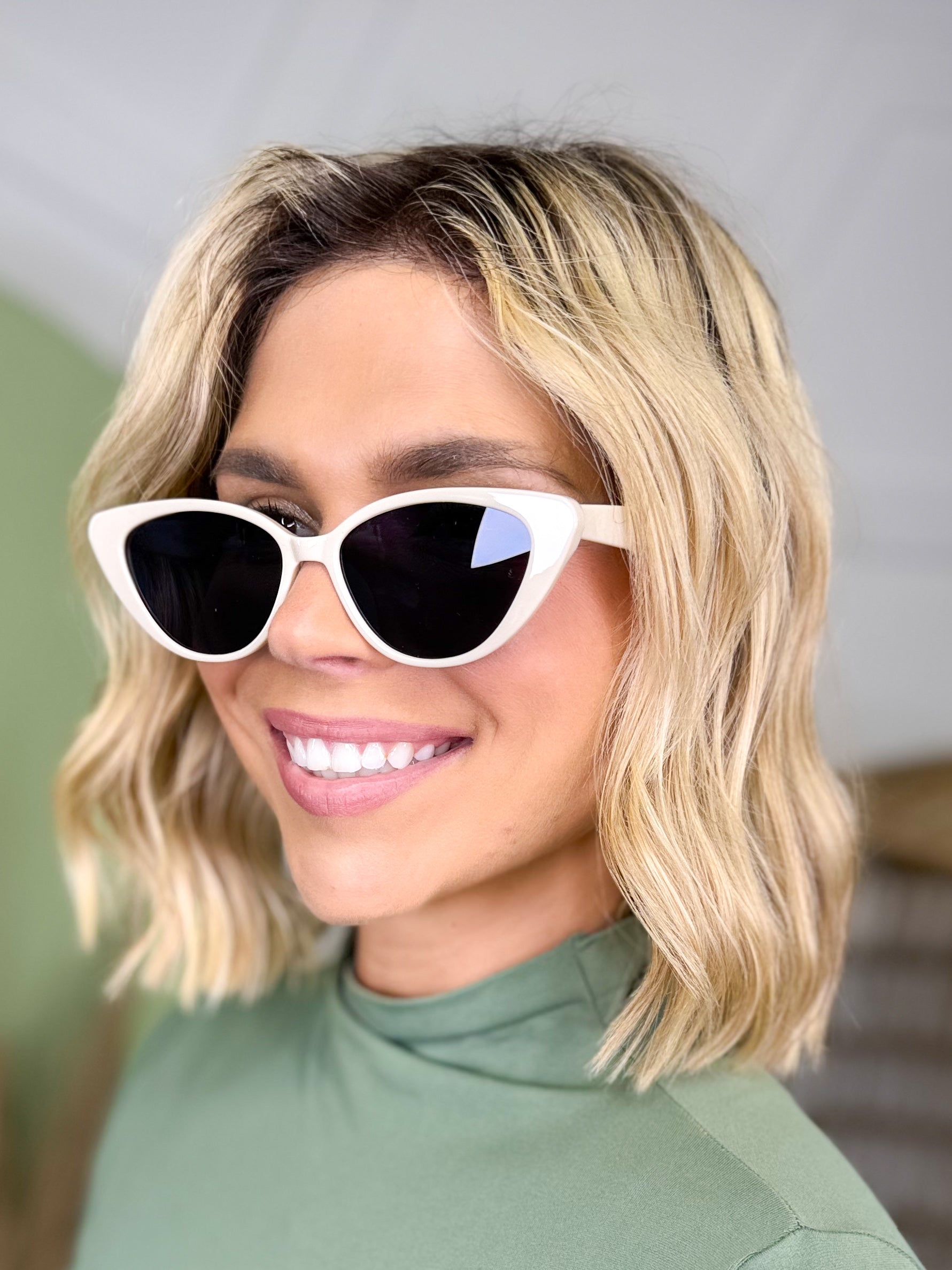 Diva Style Sunglasses-340 Other Accessories-Fame Accessories-Heathered Boho Boutique, Women's Fashion and Accessories in Palmetto, FL