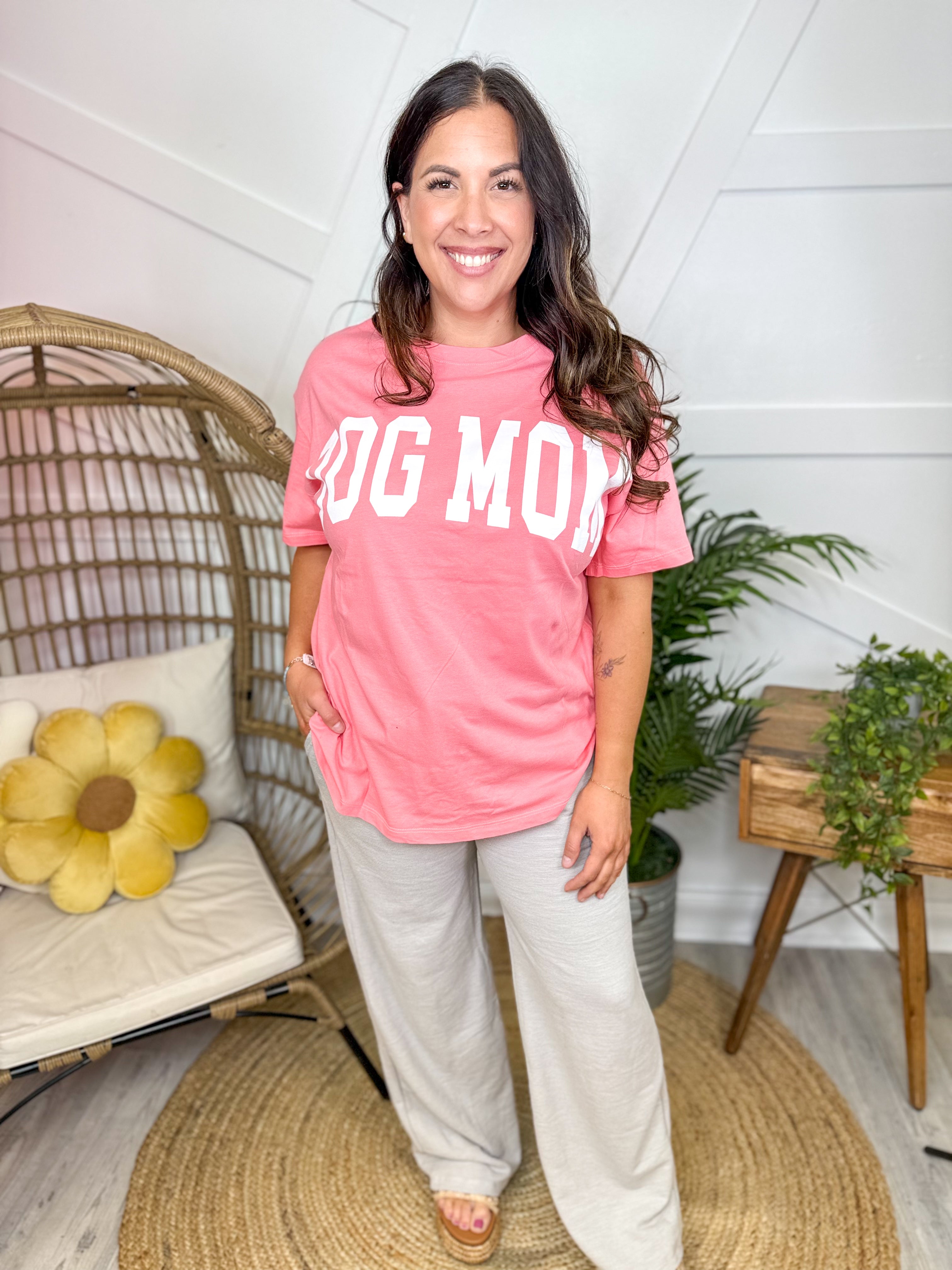 Dog Mom Graphic Tee-130 Graphic Tees-TRES BIEN-Heathered Boho Boutique, Women's Fashion and Accessories in Palmetto, FL