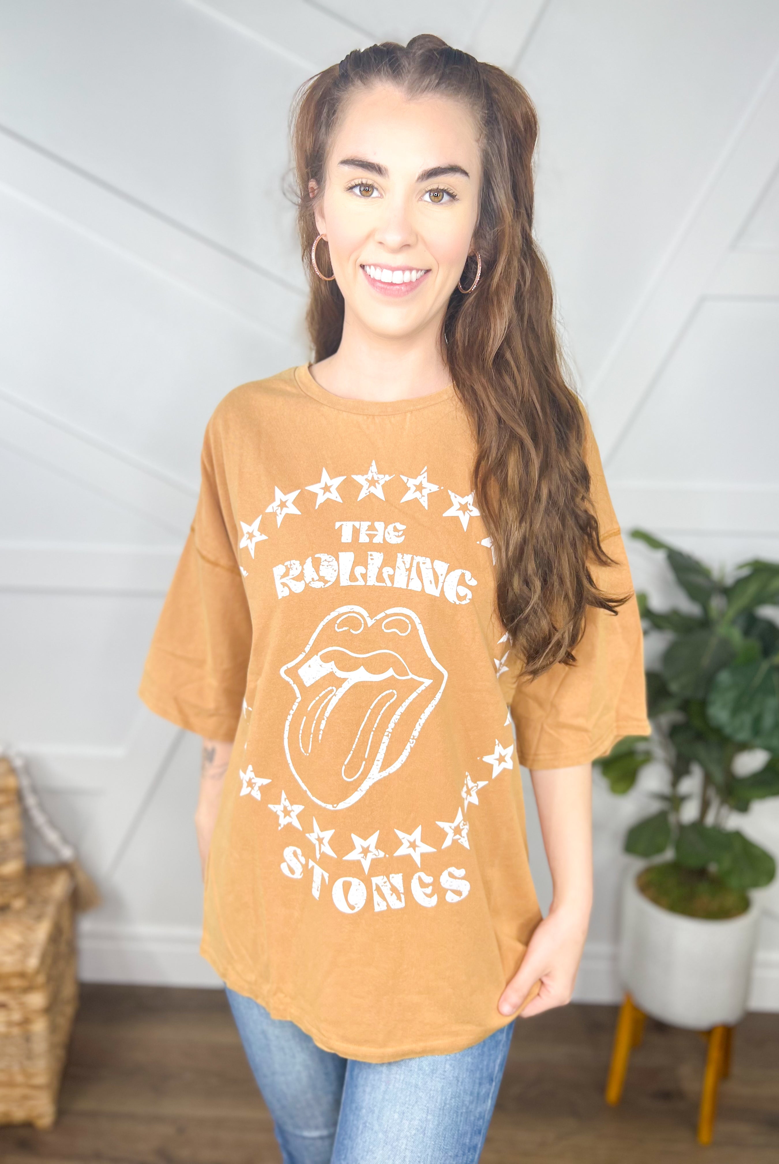 Rolling Stars Graphic Tee-130 Graphic Tees-Fantastic Fawn-Heathered Boho Boutique, Women's Fashion and Accessories in Palmetto, FL