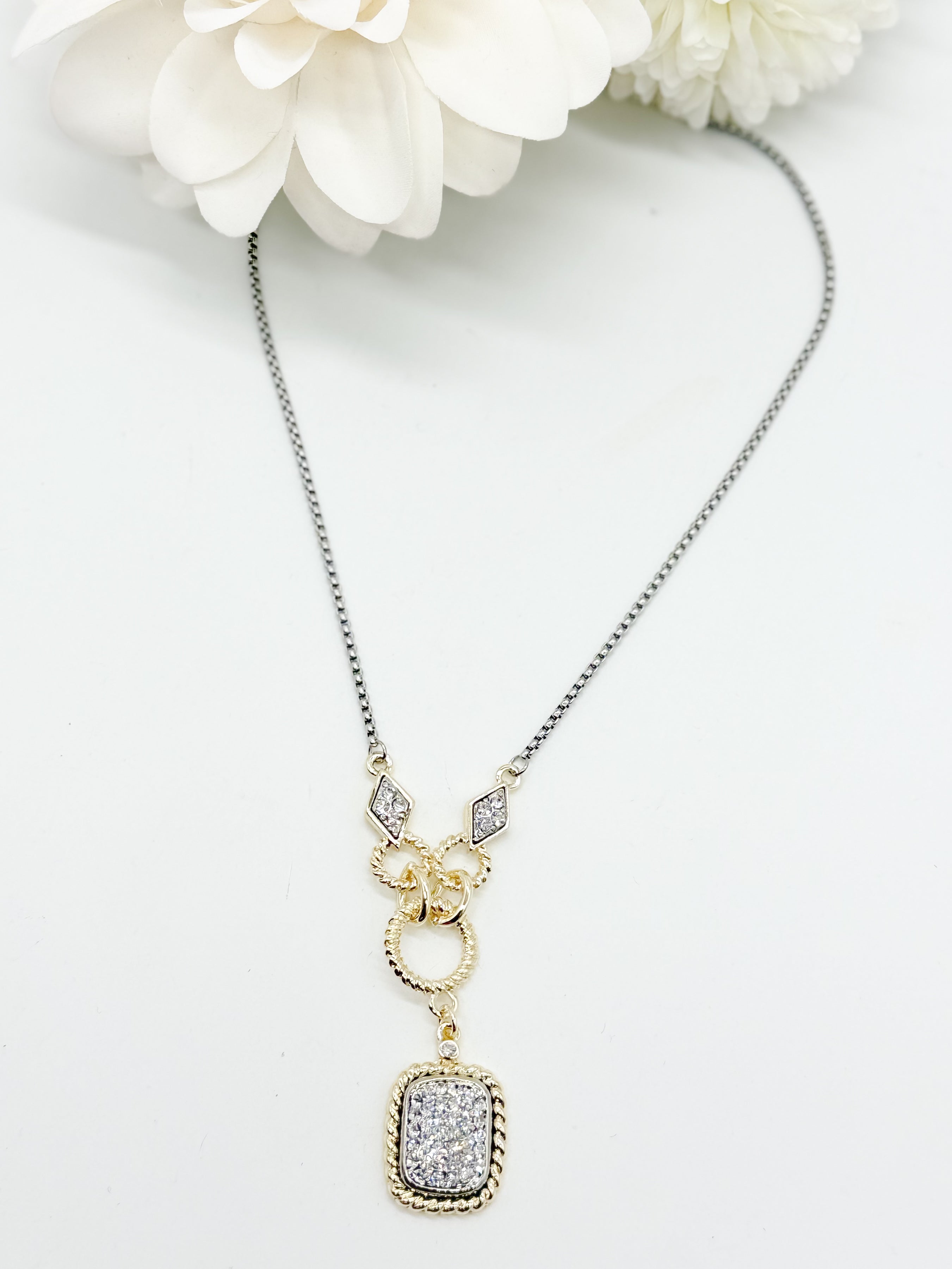 Elizabeth's Necklace-310 Jewelry-Millenx Accessories, LLC.-Heathered Boho Boutique, Women's Fashion and Accessories in Palmetto, FL