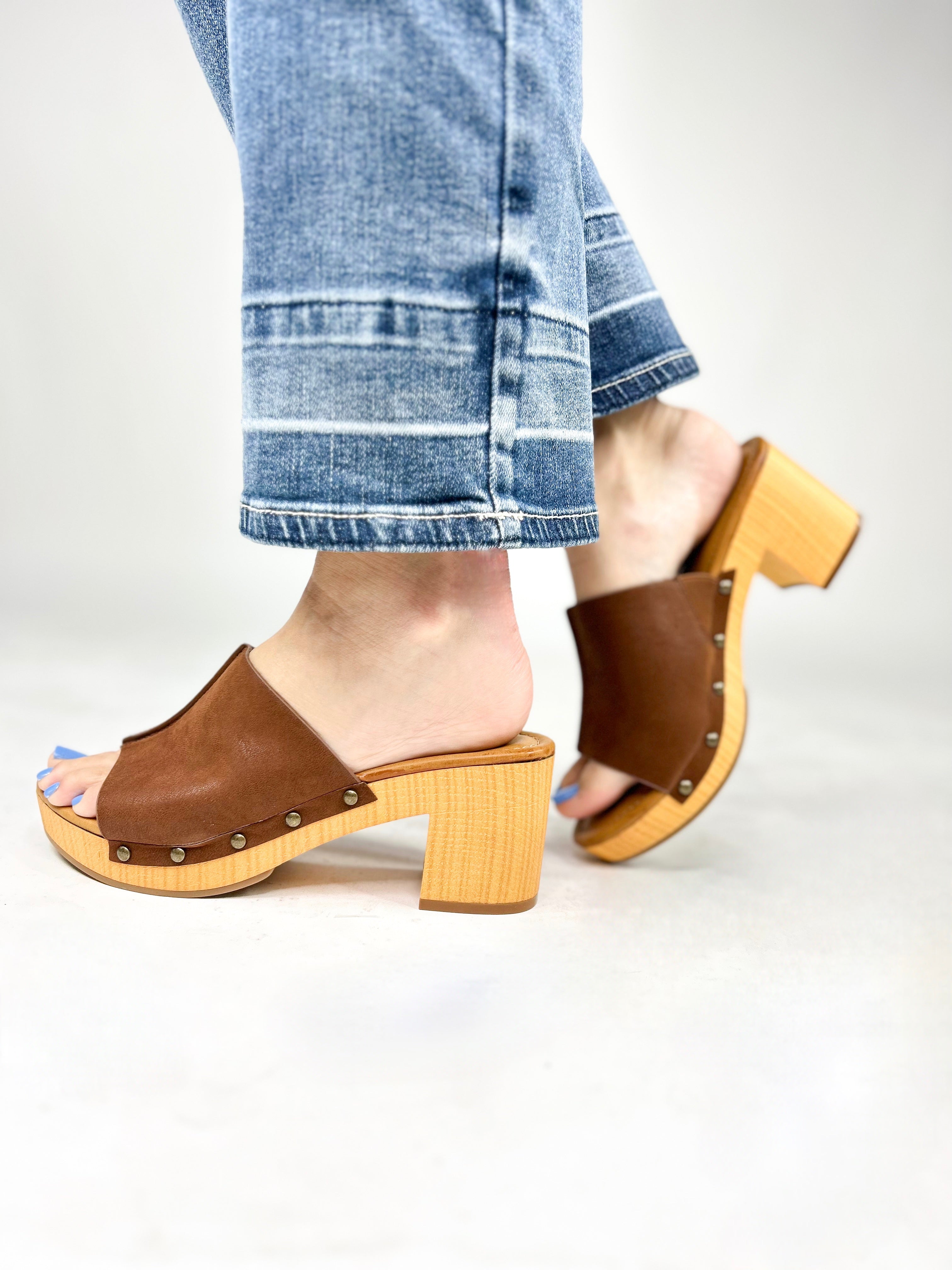 DOORBUSTER: Merel Wedges-350 Shoes-Mia Shoes-Heathered Boho Boutique, Women's Fashion and Accessories in Palmetto, FL