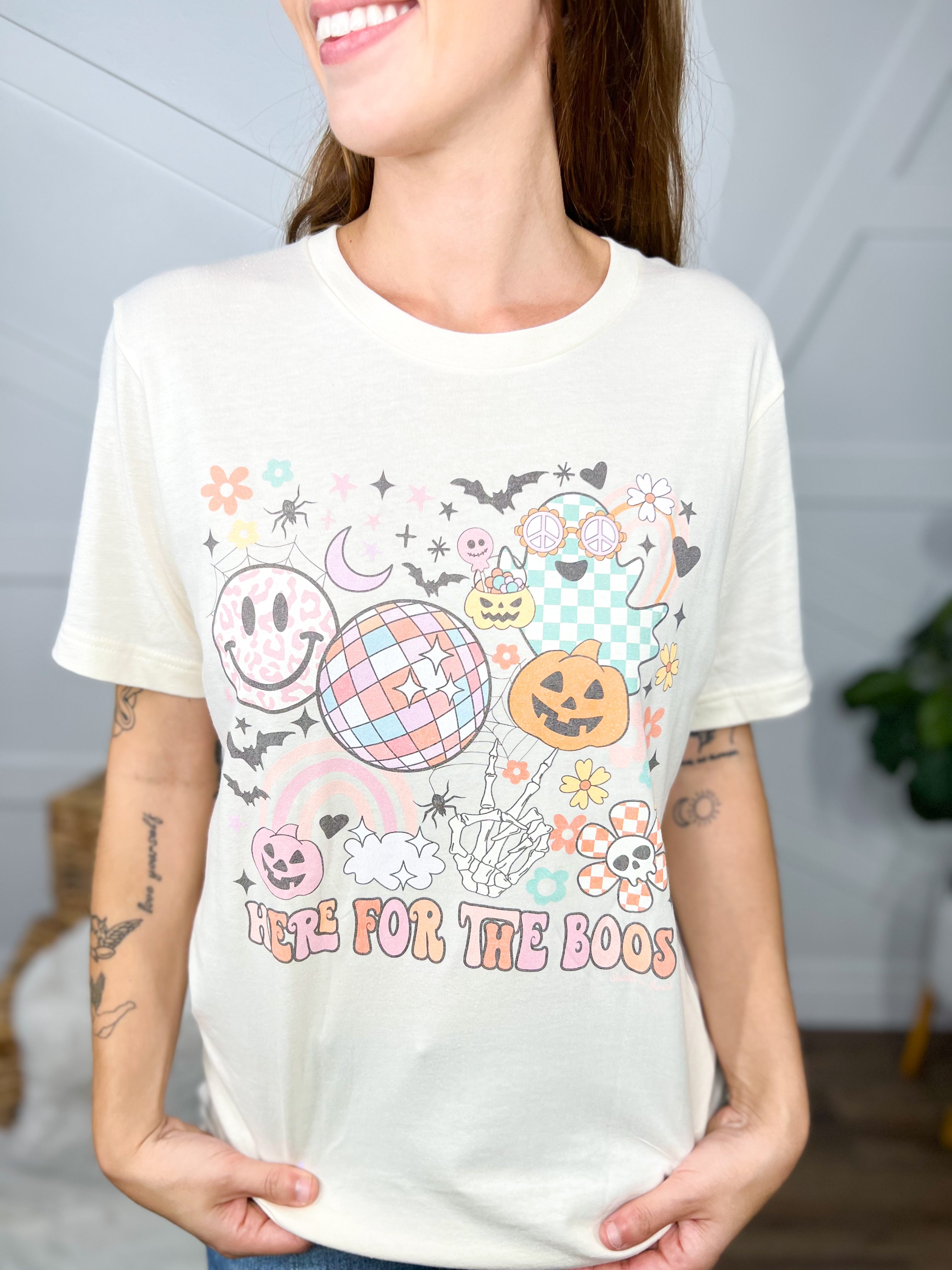 Here For the Boos Graphic Tee-130 Graphic Tees-SOUTHERN SWANK-Heathered Boho Boutique, Women's Fashion and Accessories in Palmetto, FL