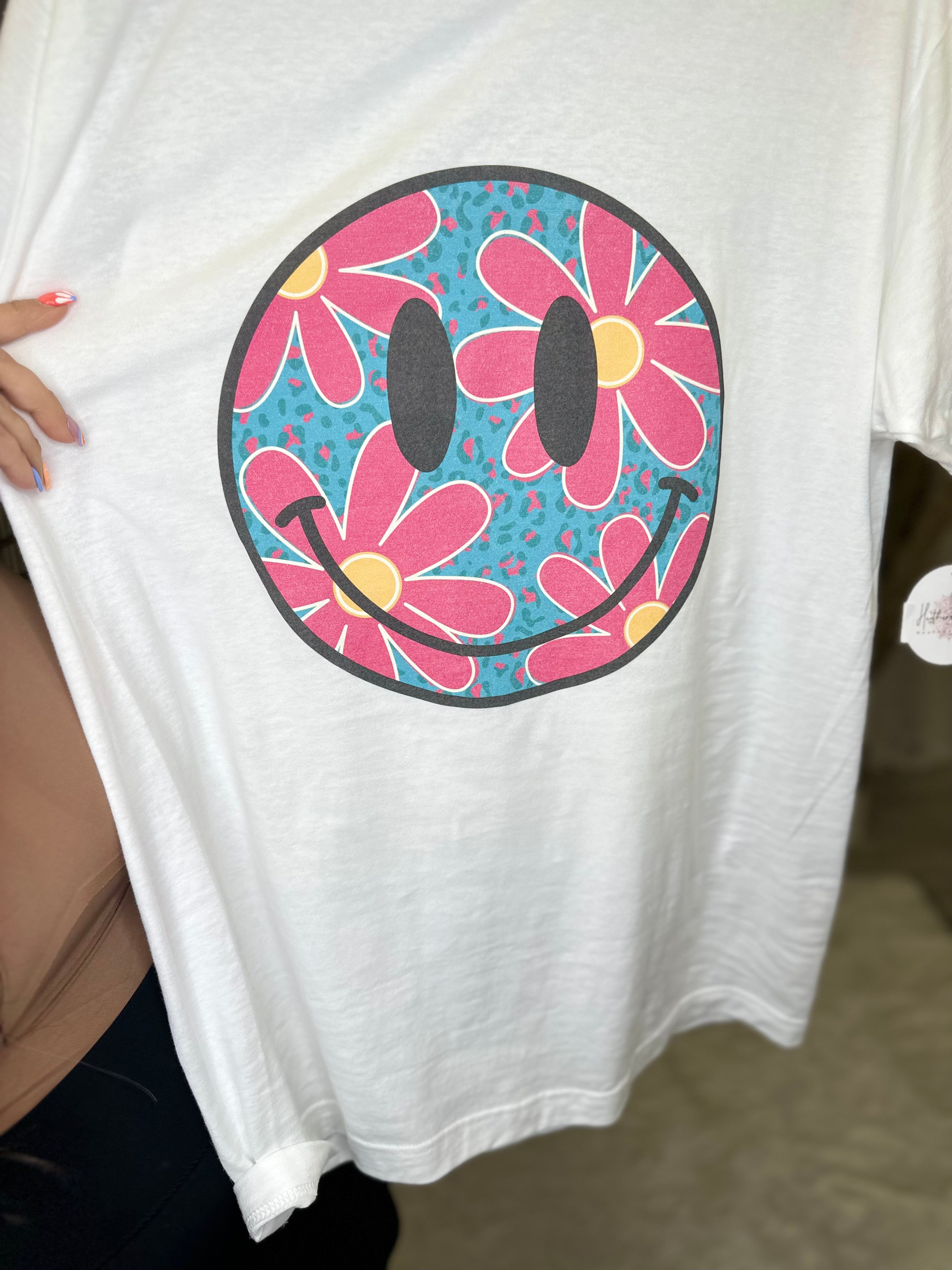 Pink Daisy Smiley Graphic Tee-130 Graphic Tees-Heathered Boho-Heathered Boho Boutique, Women's Fashion and Accessories in Palmetto, FL