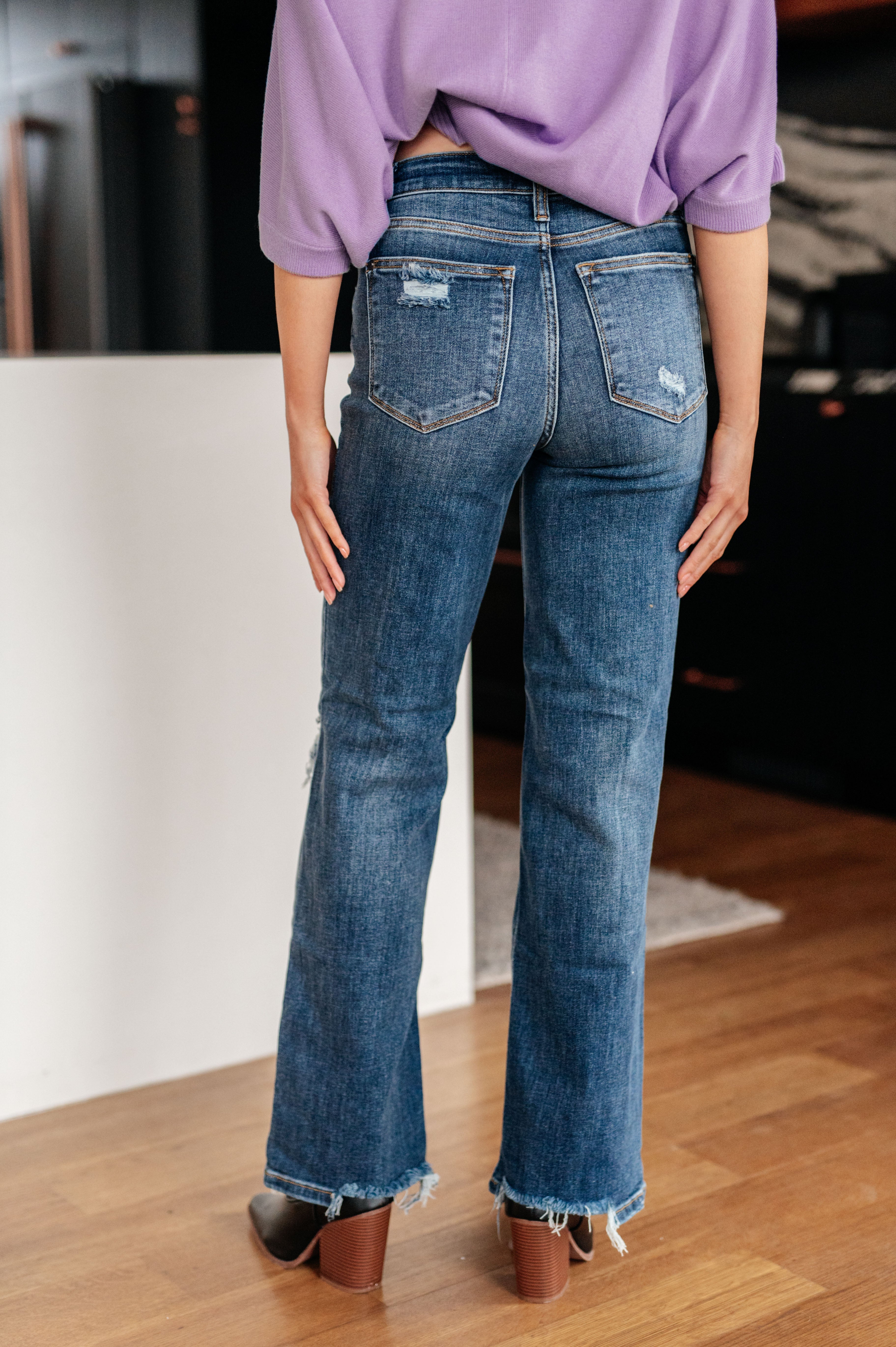 Rose High Rise 90's Straight Jeans in Dark Wash-Jeans-Ave Shops-Heathered Boho Boutique, Women's Fashion and Accessories in Palmetto, FL