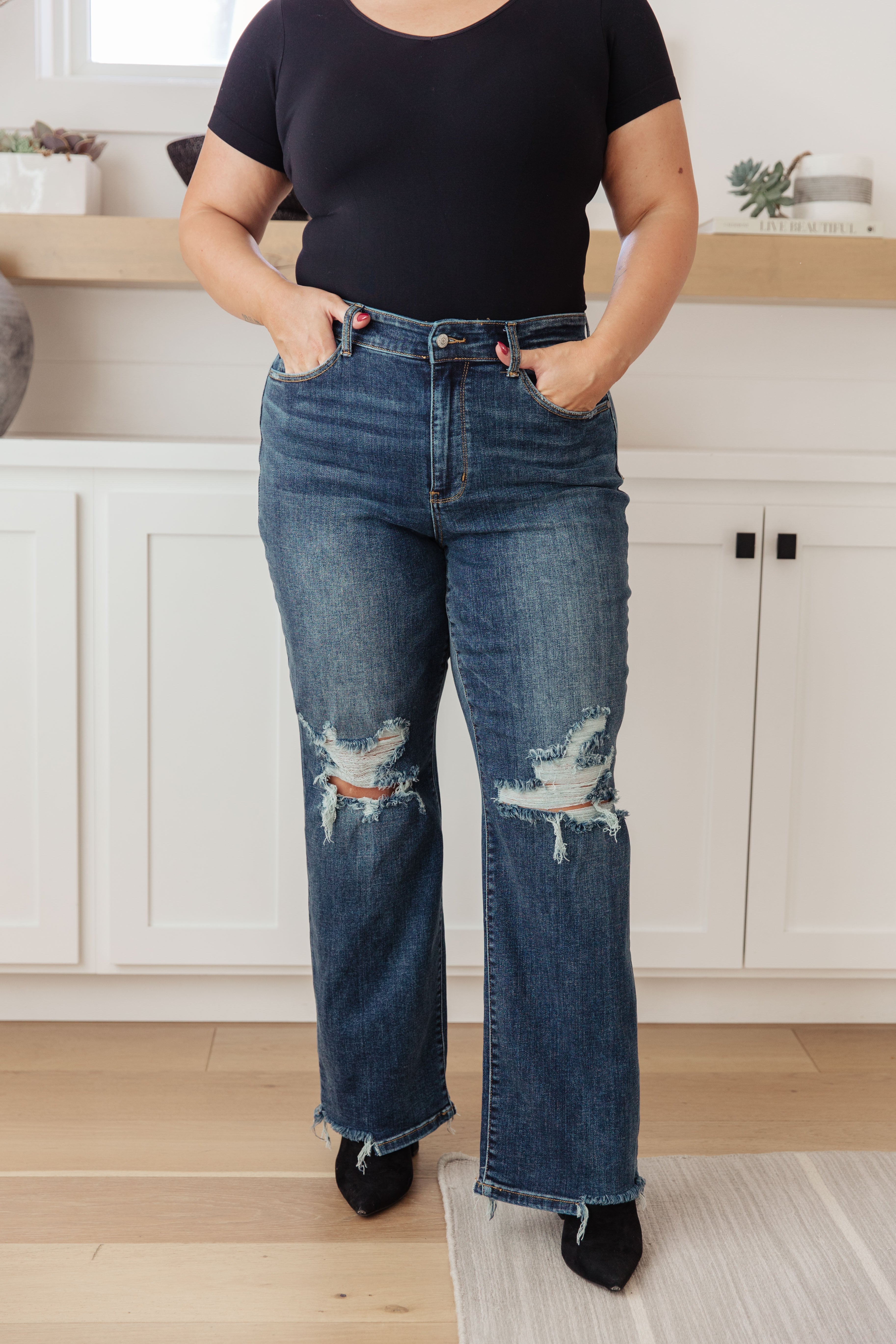 Rose High Rise 90's Straight Jeans in Dark Wash-Jeans-Ave Shops-Heathered Boho Boutique, Women's Fashion and Accessories in Palmetto, FL