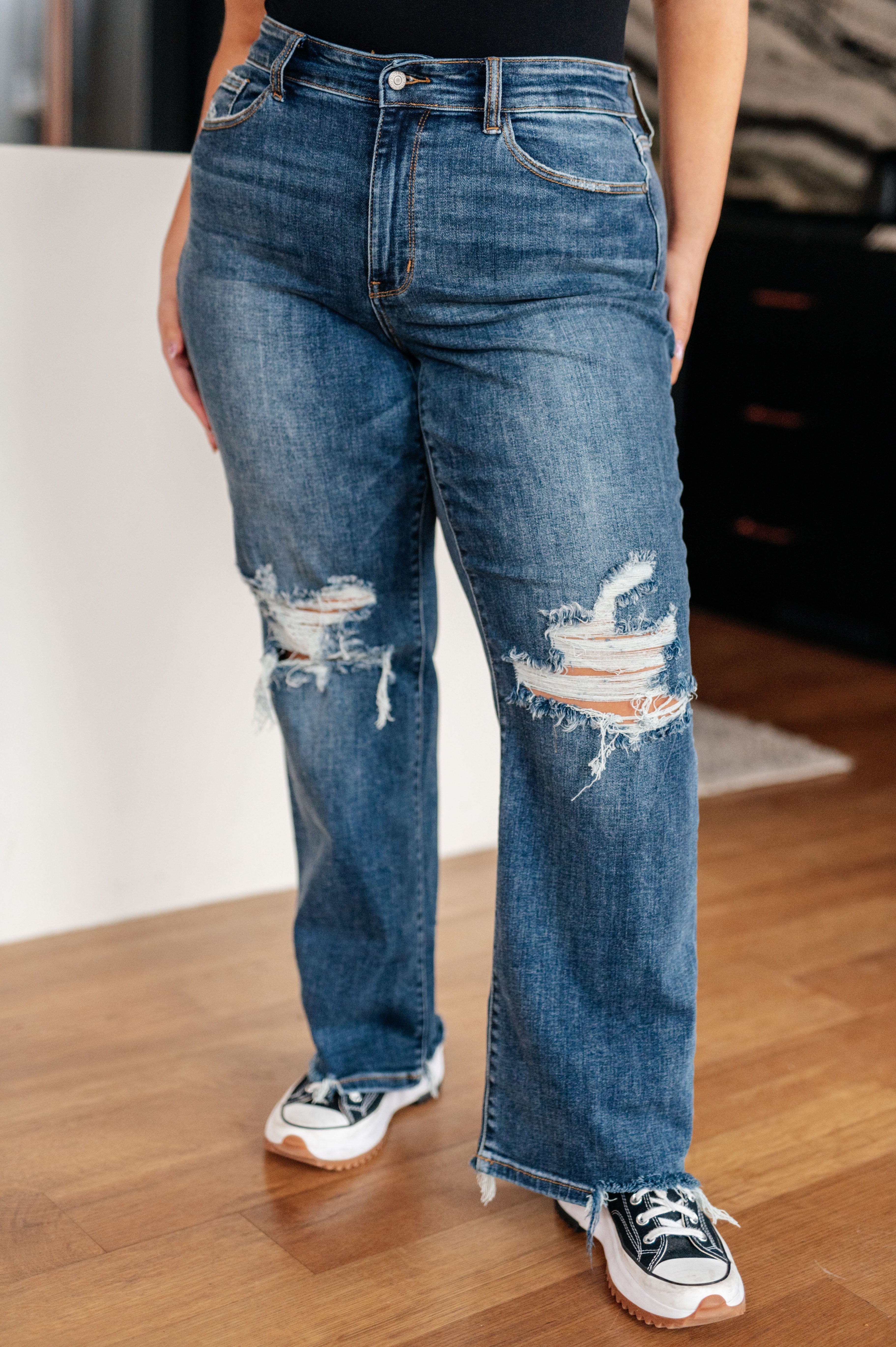 Rose High Rise 90's Straight Jeans in Dark Wash-Jeans-Ave Shops-Heathered Boho Boutique, Women's Fashion and Accessories in Palmetto, FL