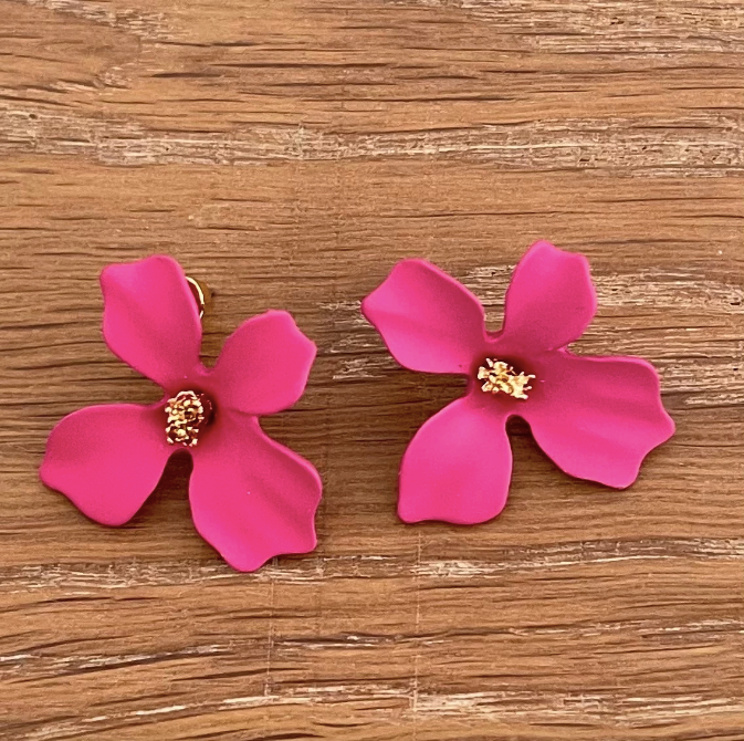 DOORBUSTER: Flower Earrings